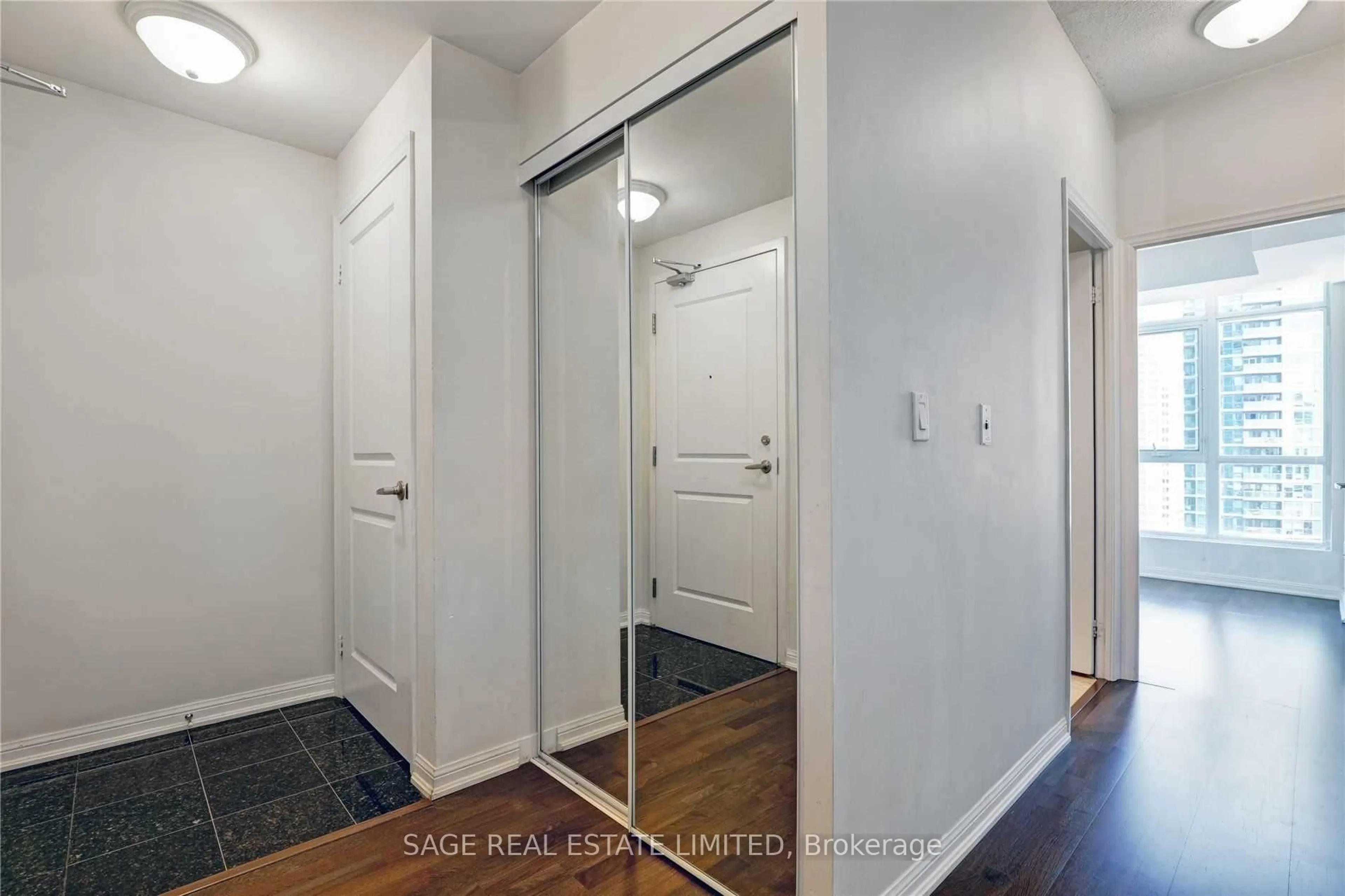 Indoor entryway for 21 Grand Magazine St #1609, Toronto Ontario M5V 1B5