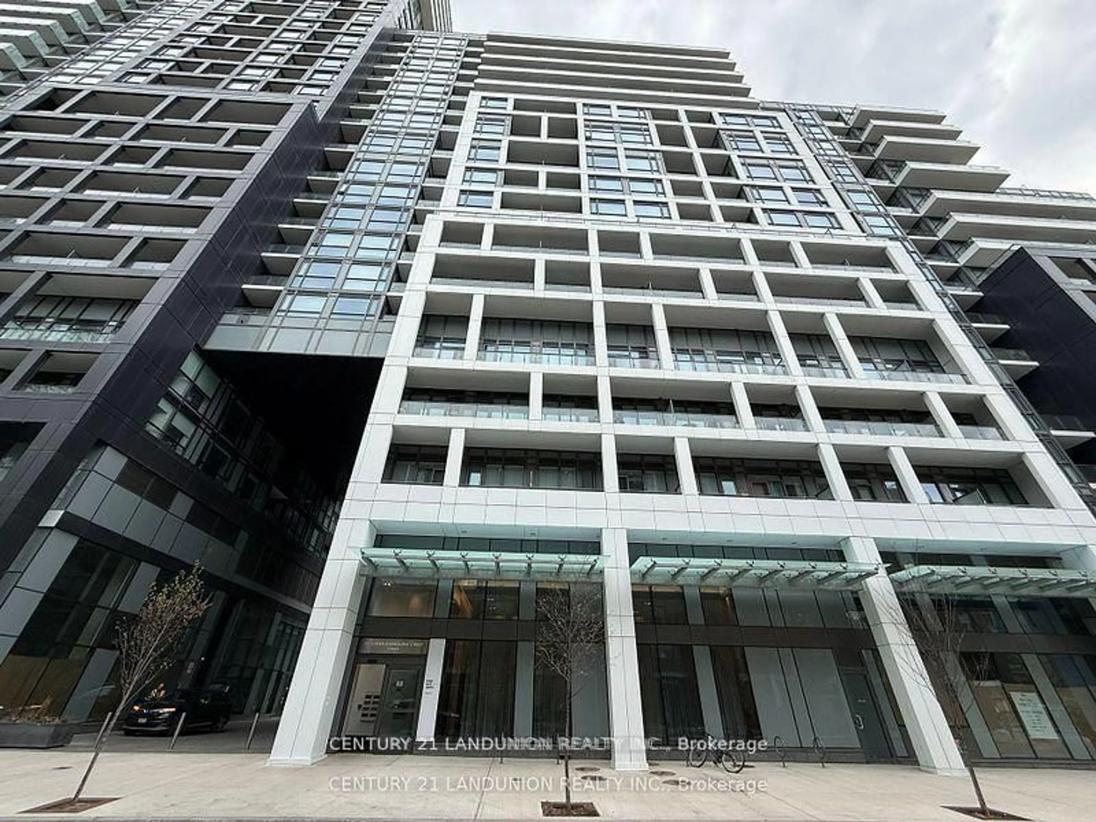 Indoor foyer for 121 Lower Sherbourne St #644, Toronto Ontario M5A 0W8