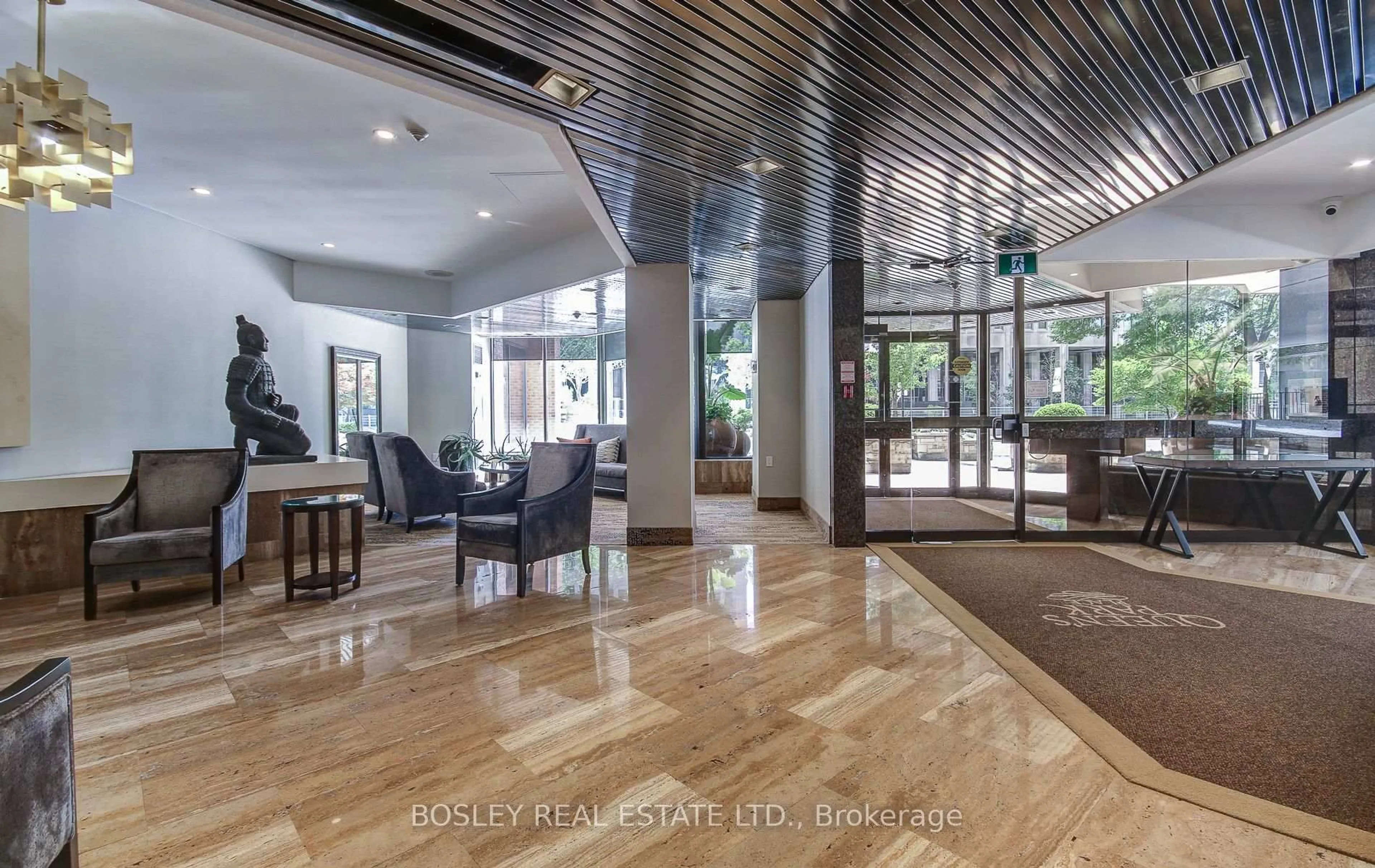 Lobby for 62 Wellesley St #702, Toronto Ontario M5S 2X3