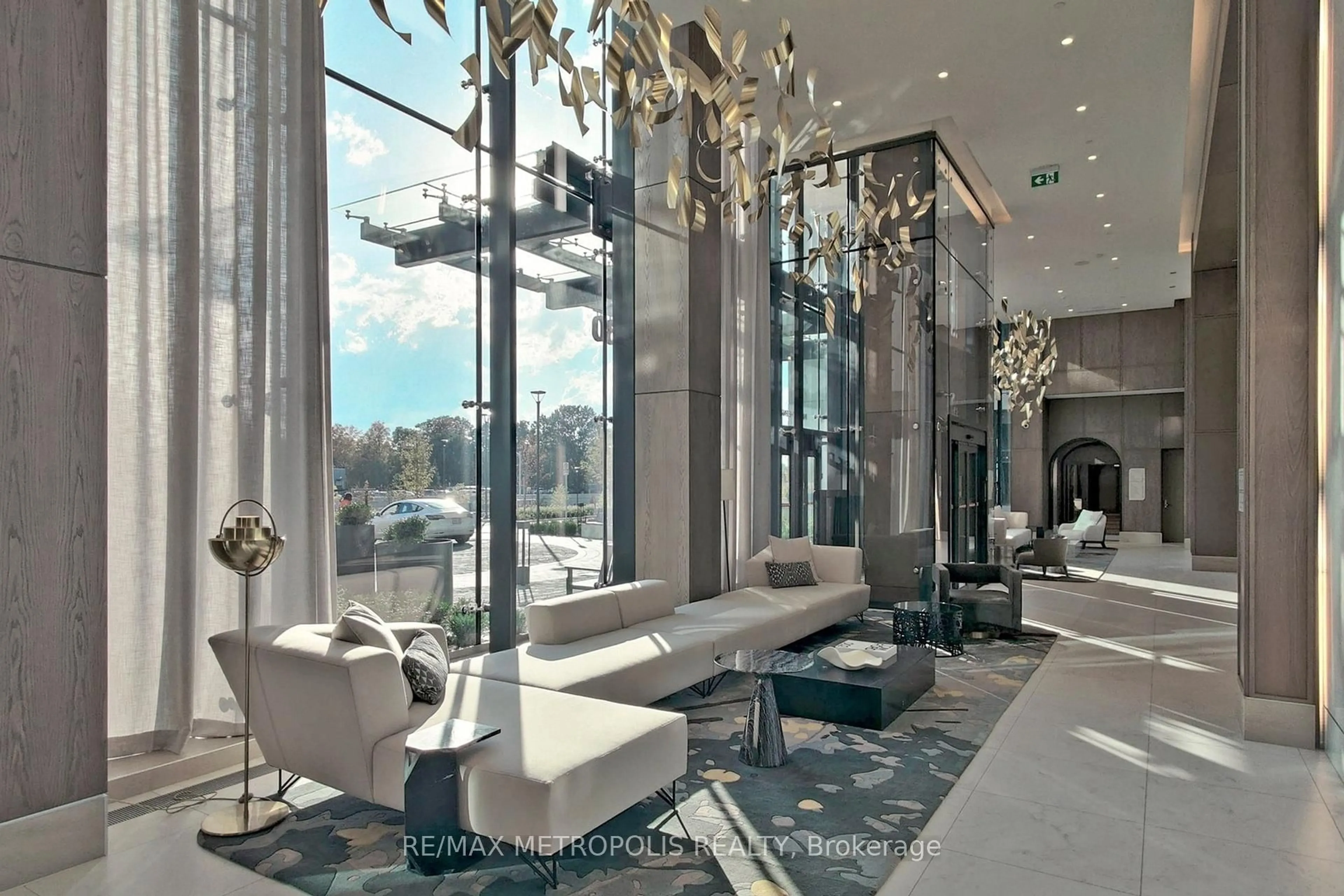 Lobby for 20 Inn On The Park Dr #638, Toronto Ontario M3C 0P8
