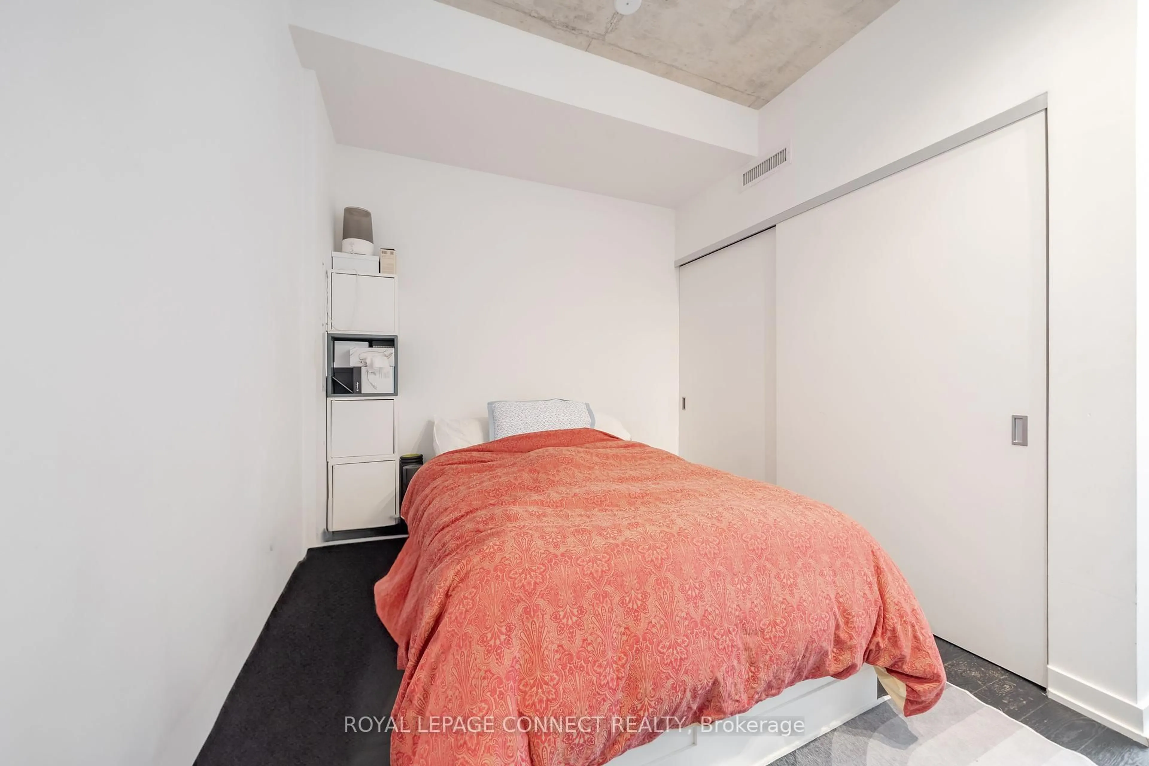 Bedroom with bed, floor is not visible for 39 Brant St #206, Toronto Ontario M5V 0M8