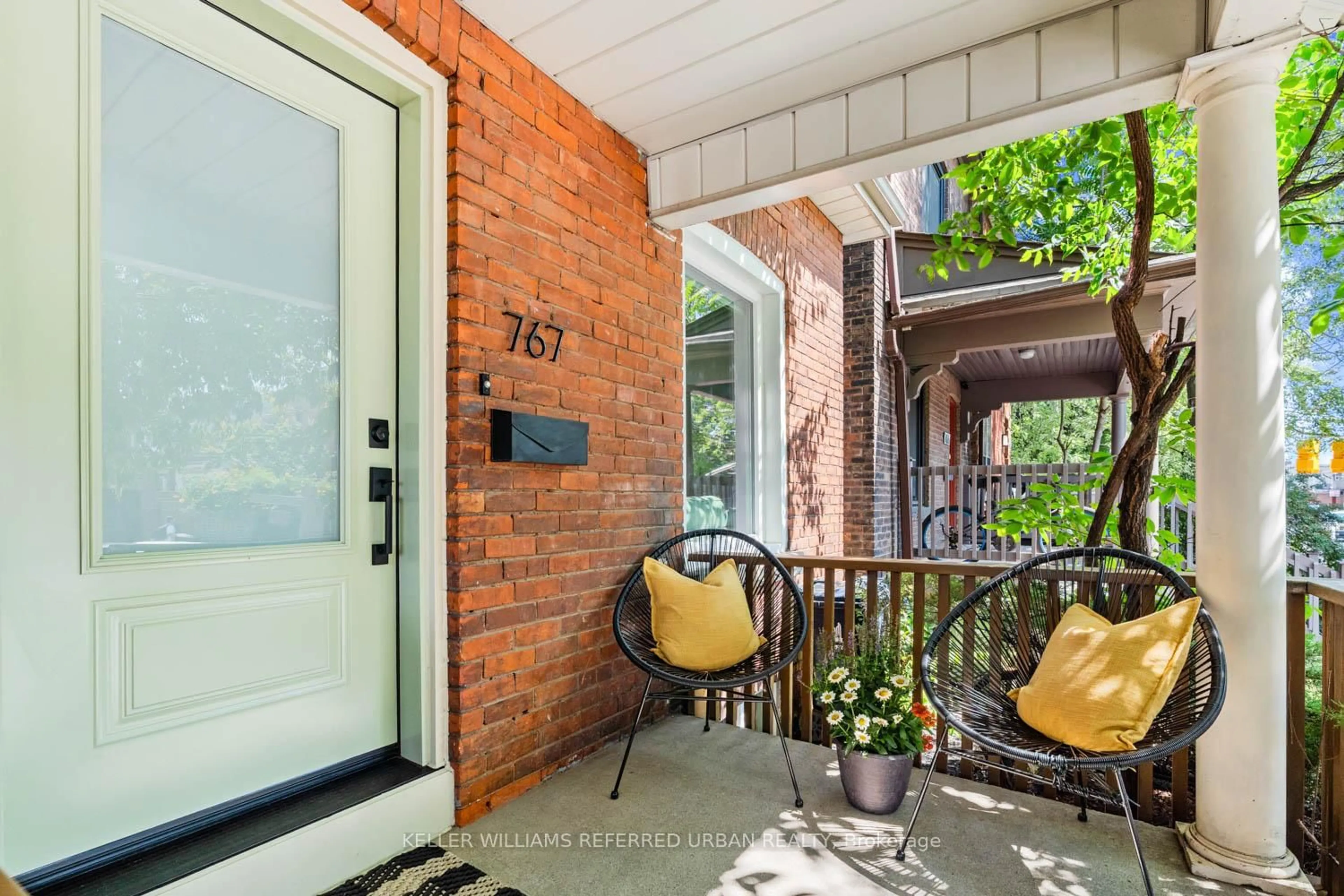 Unknown for 767 Dufferin St, Toronto Ontario M6H 3K8