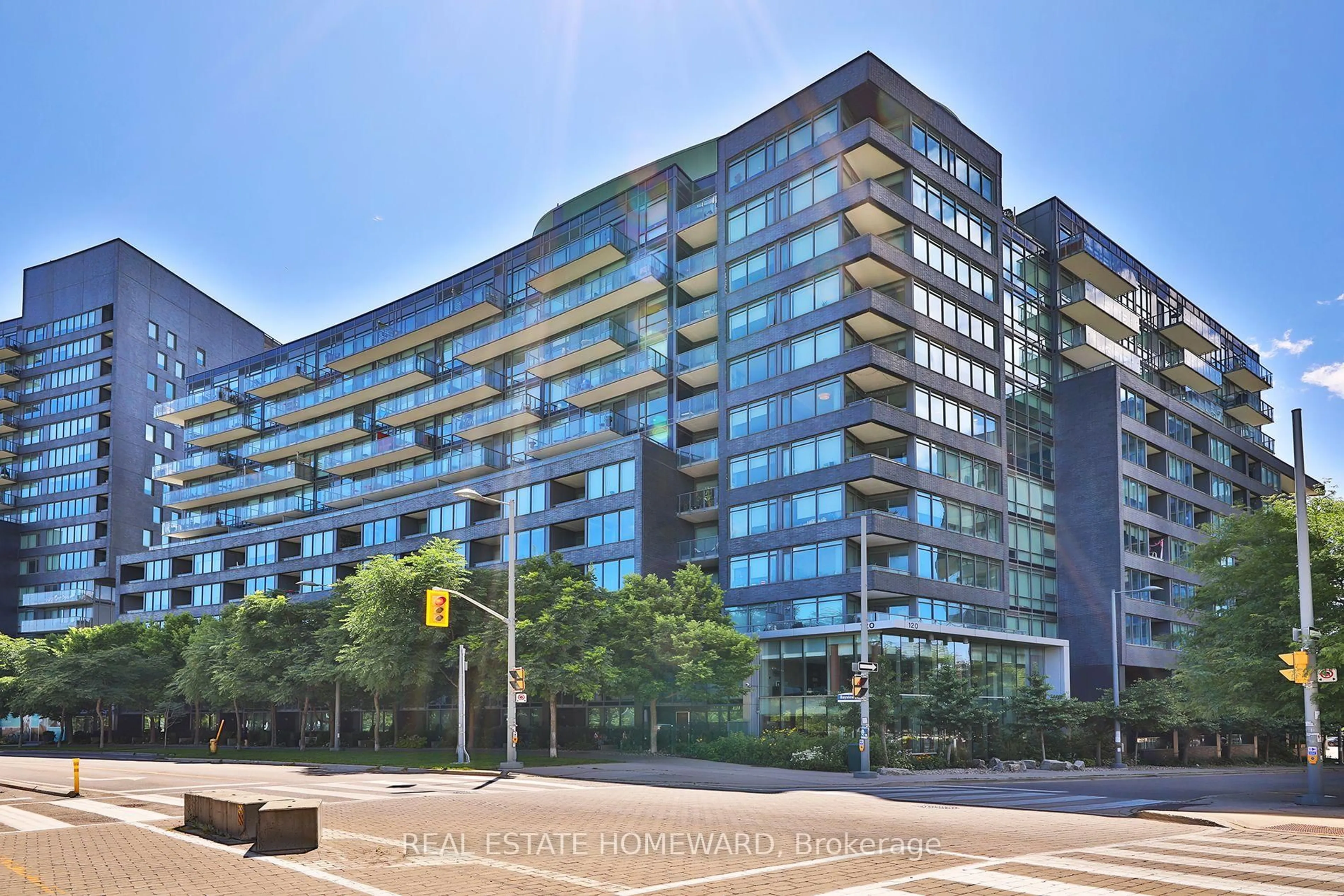 Indoor foyer for 120 Bayview Ave #N707, Toronto Ontario M5A 0G4