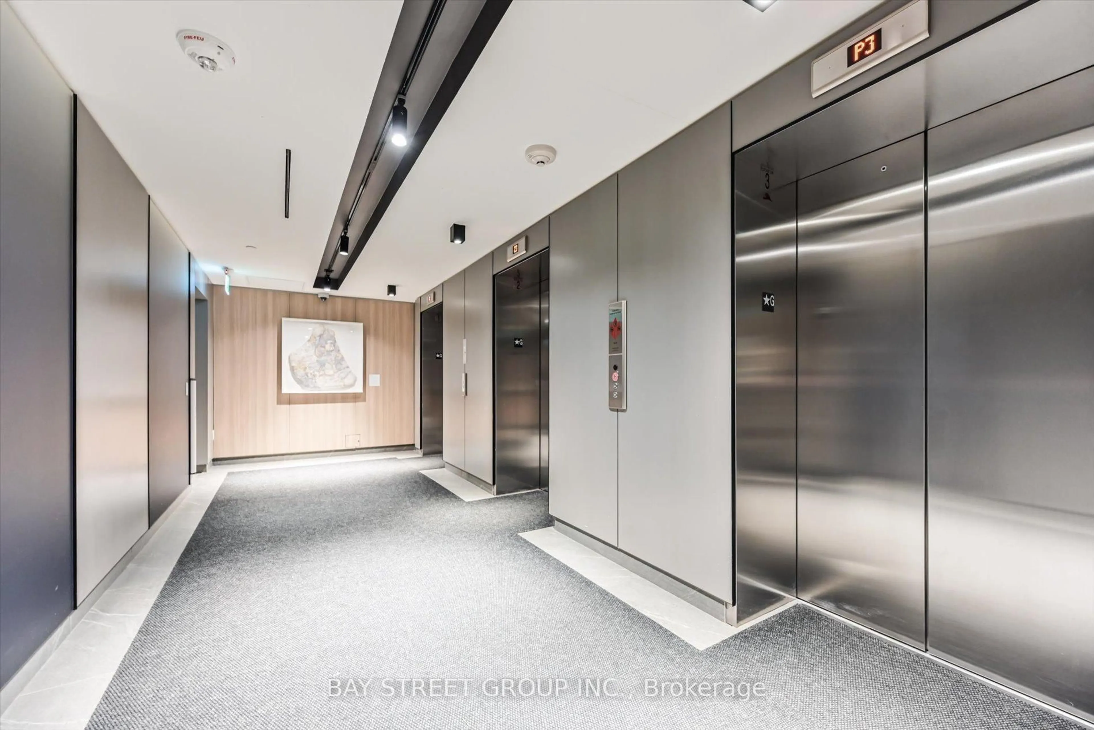 Indoor foyer for 225 Sumach St #2805, Toronto Ontario M5A 0P8
