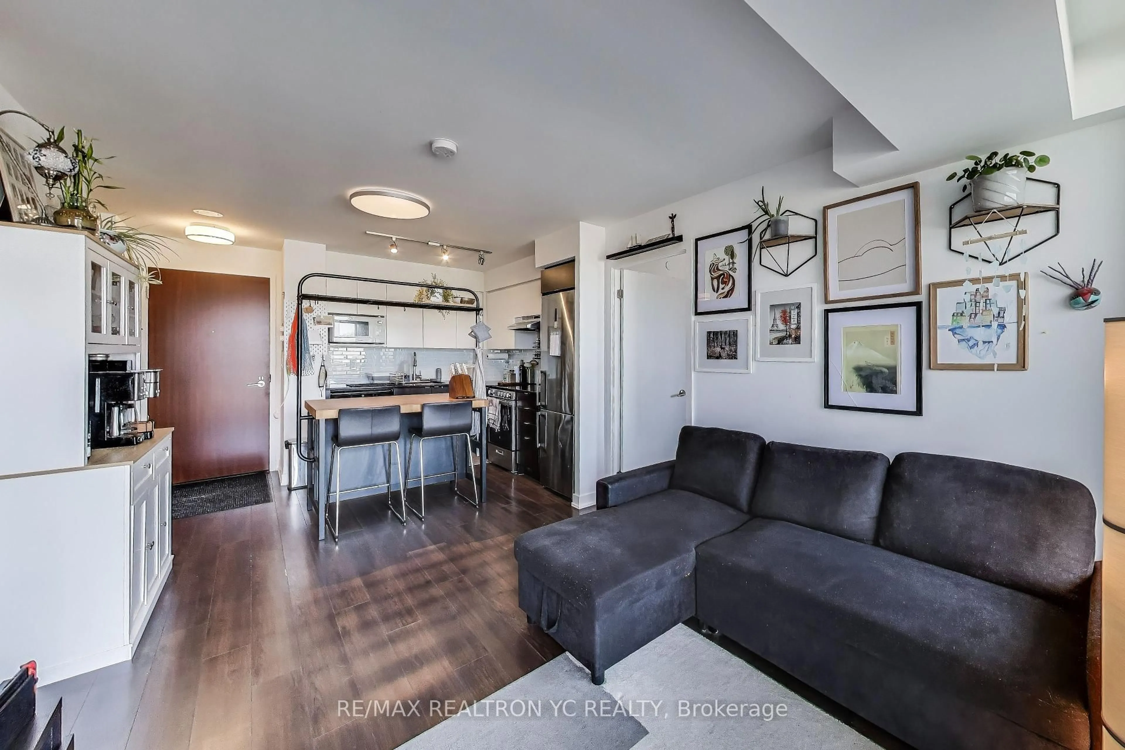Living room with furniture, unknown for 120 Varna Dr #520, Toronto Ontario M6A 0B3