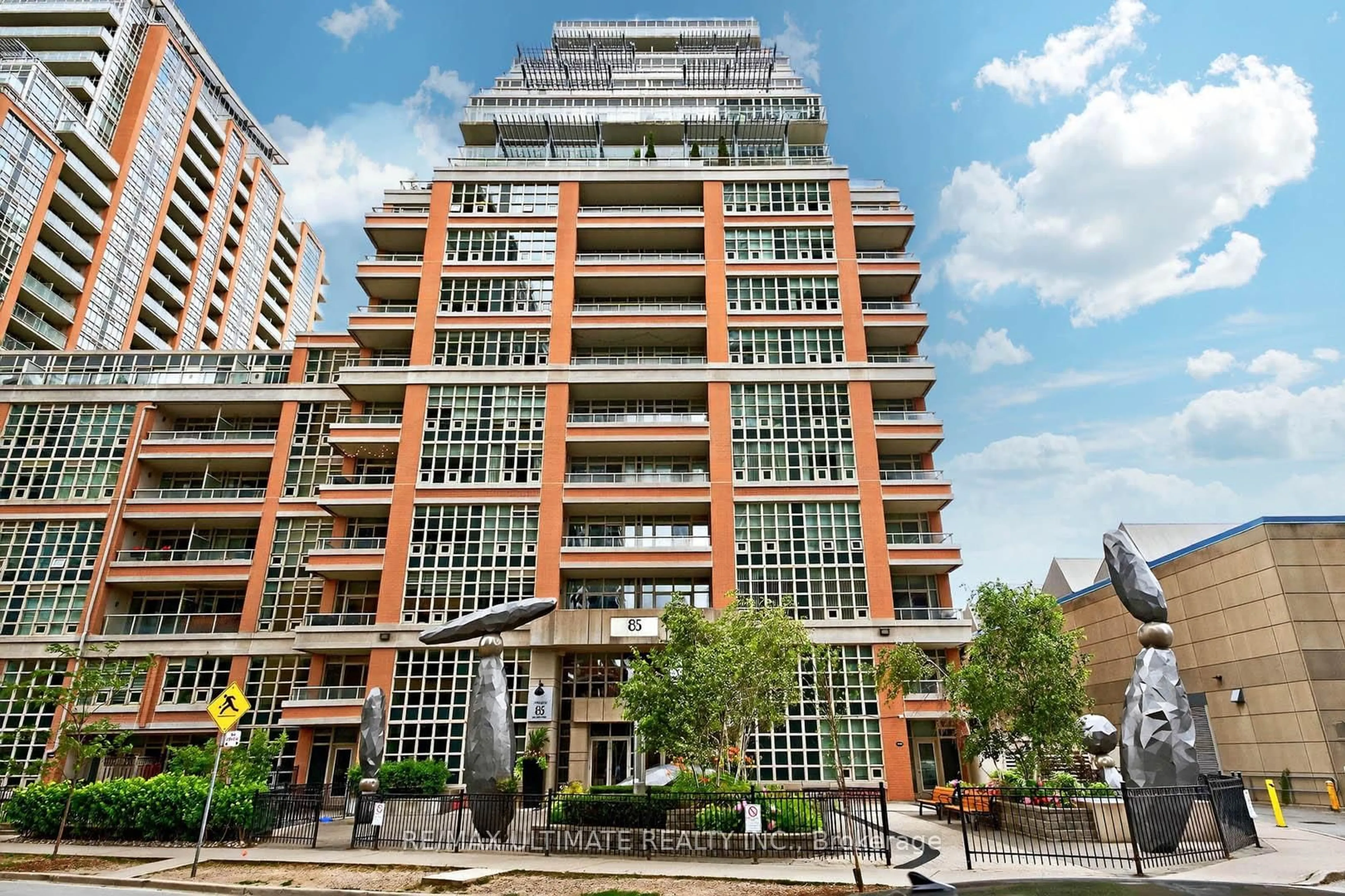 Patio, building for 85 East Liberty St #316A, Toronto Ontario M6K 3R4