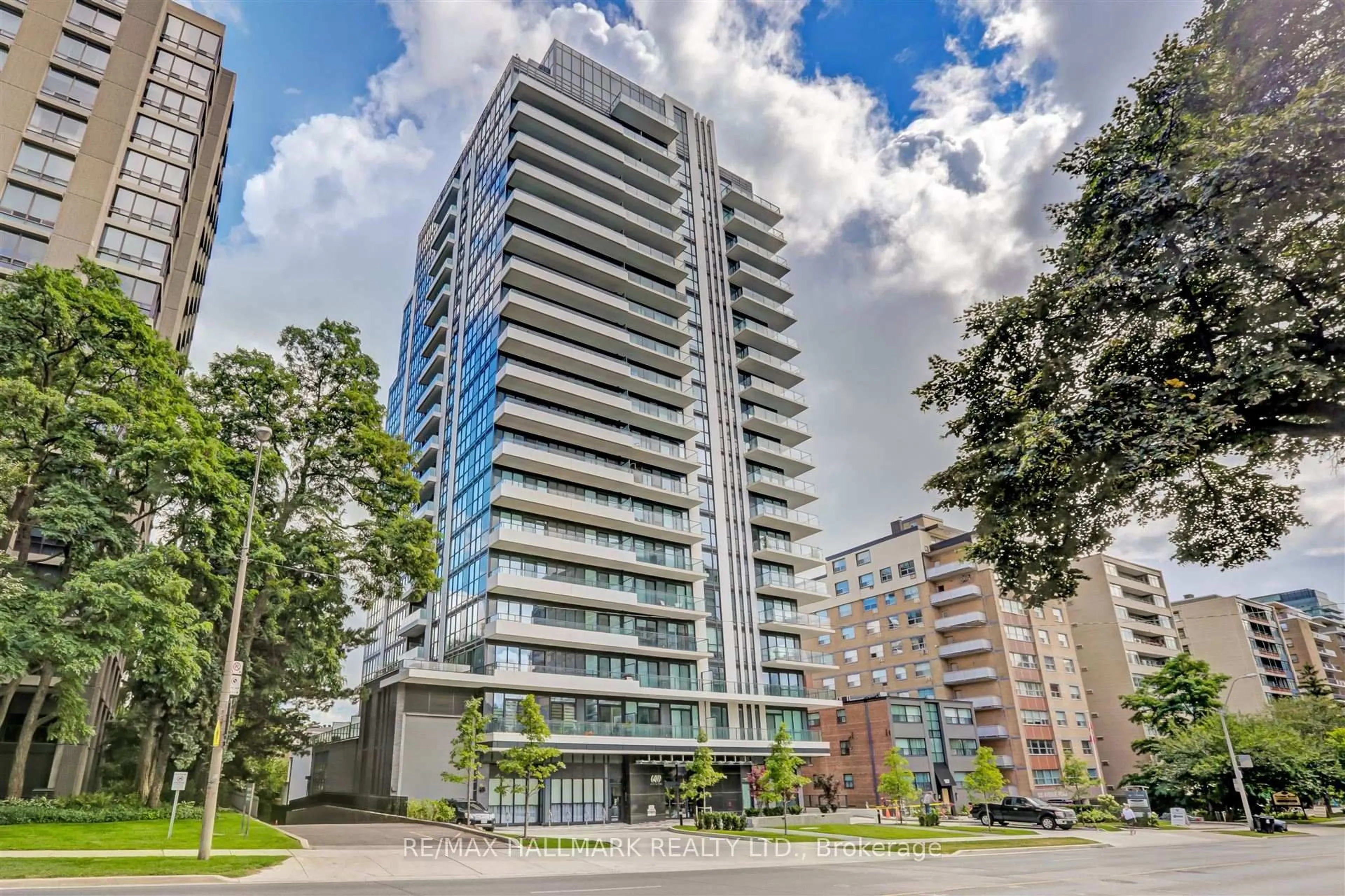 Unknown for 609 Avenue Rd #904, Toronto Ontario M4V 0B1