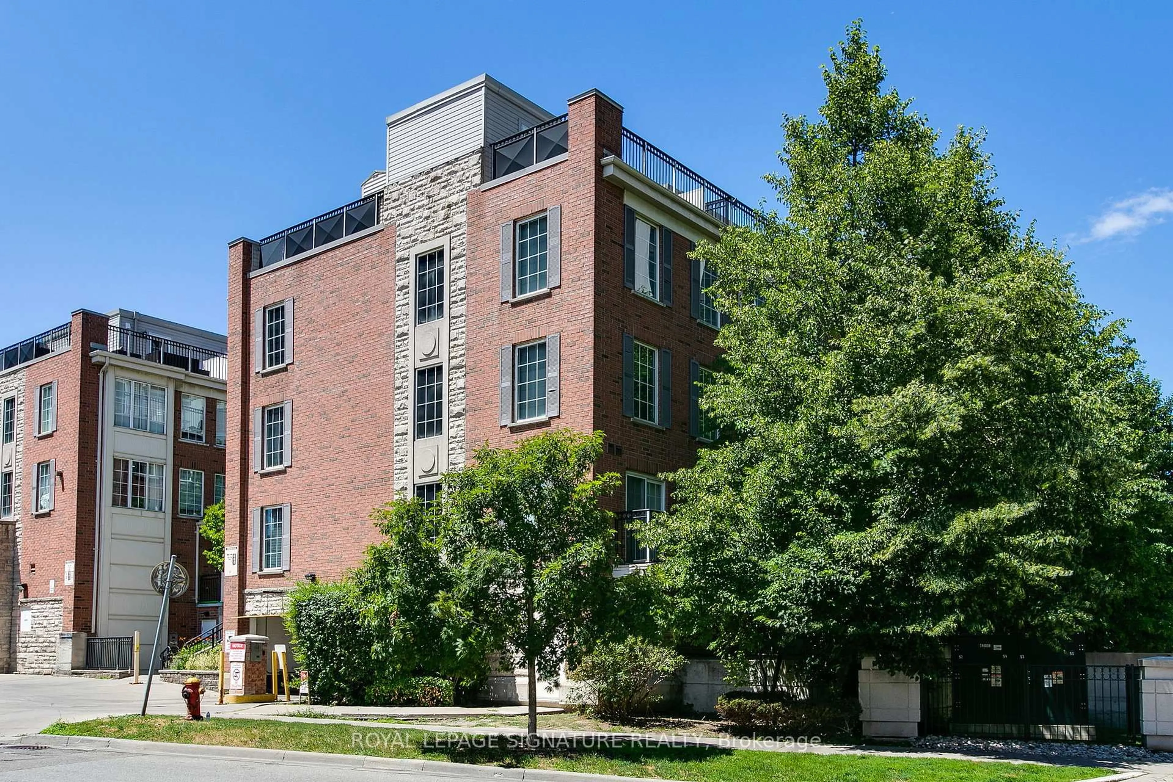Home with brick exterior material, building for 3 Everson Dr #627, Toronto Ontario M2N 7C2