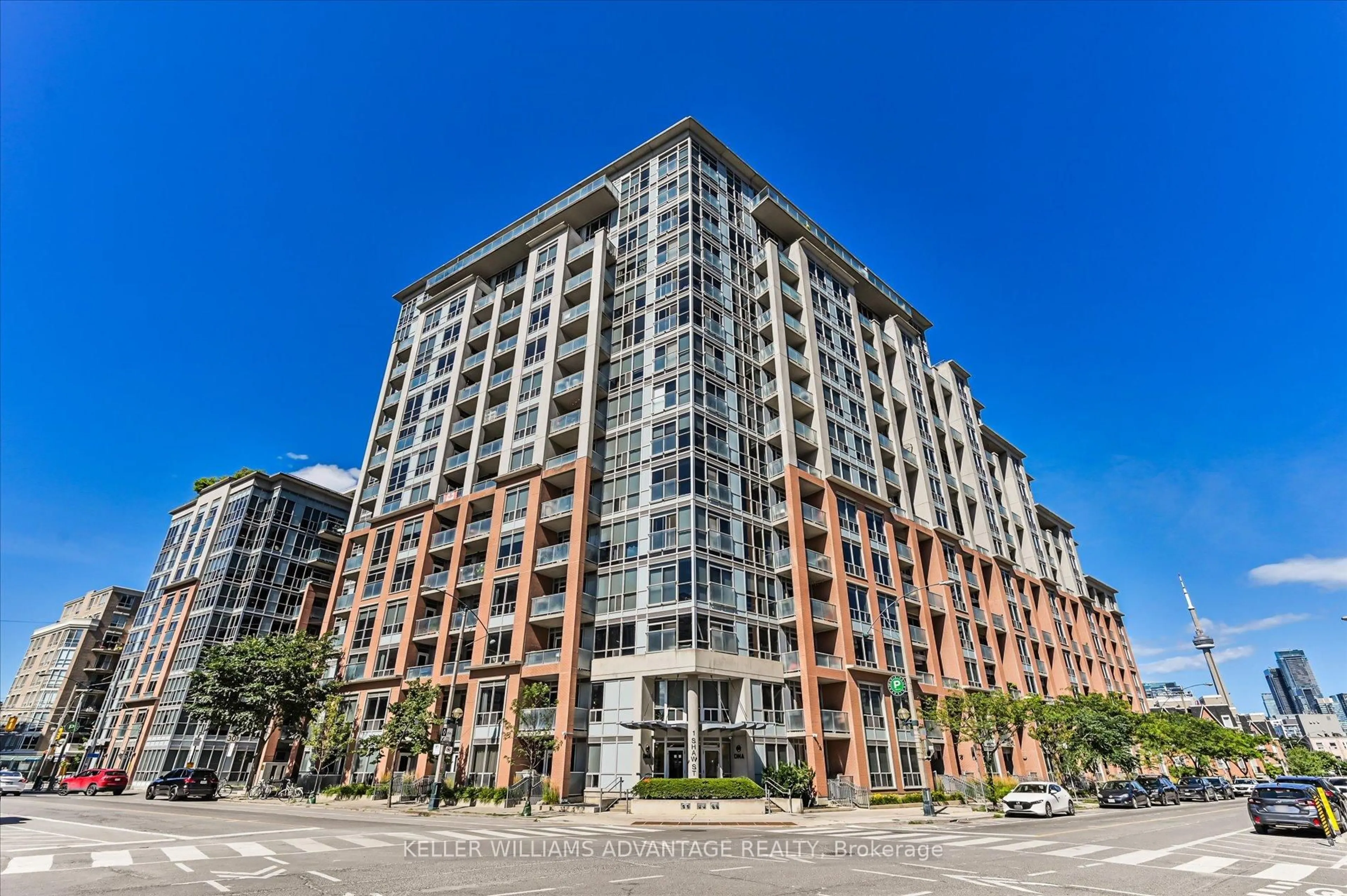 Unknown for 1 Shaw St #402, Toronto Ontario M6K 0A1