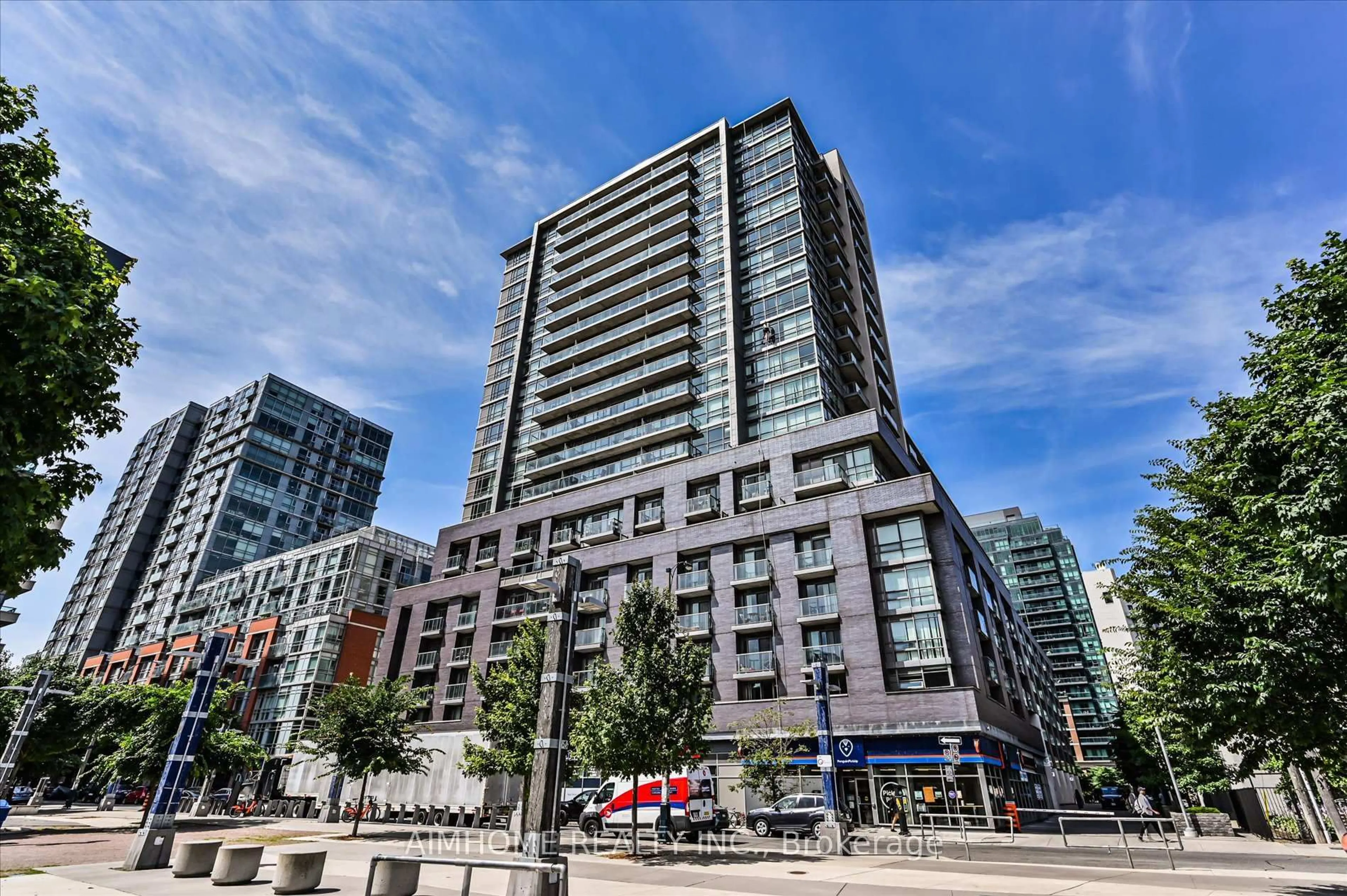 Patio, unknown for 68 Abell St #625, Toronto Ontario M6J 0B1