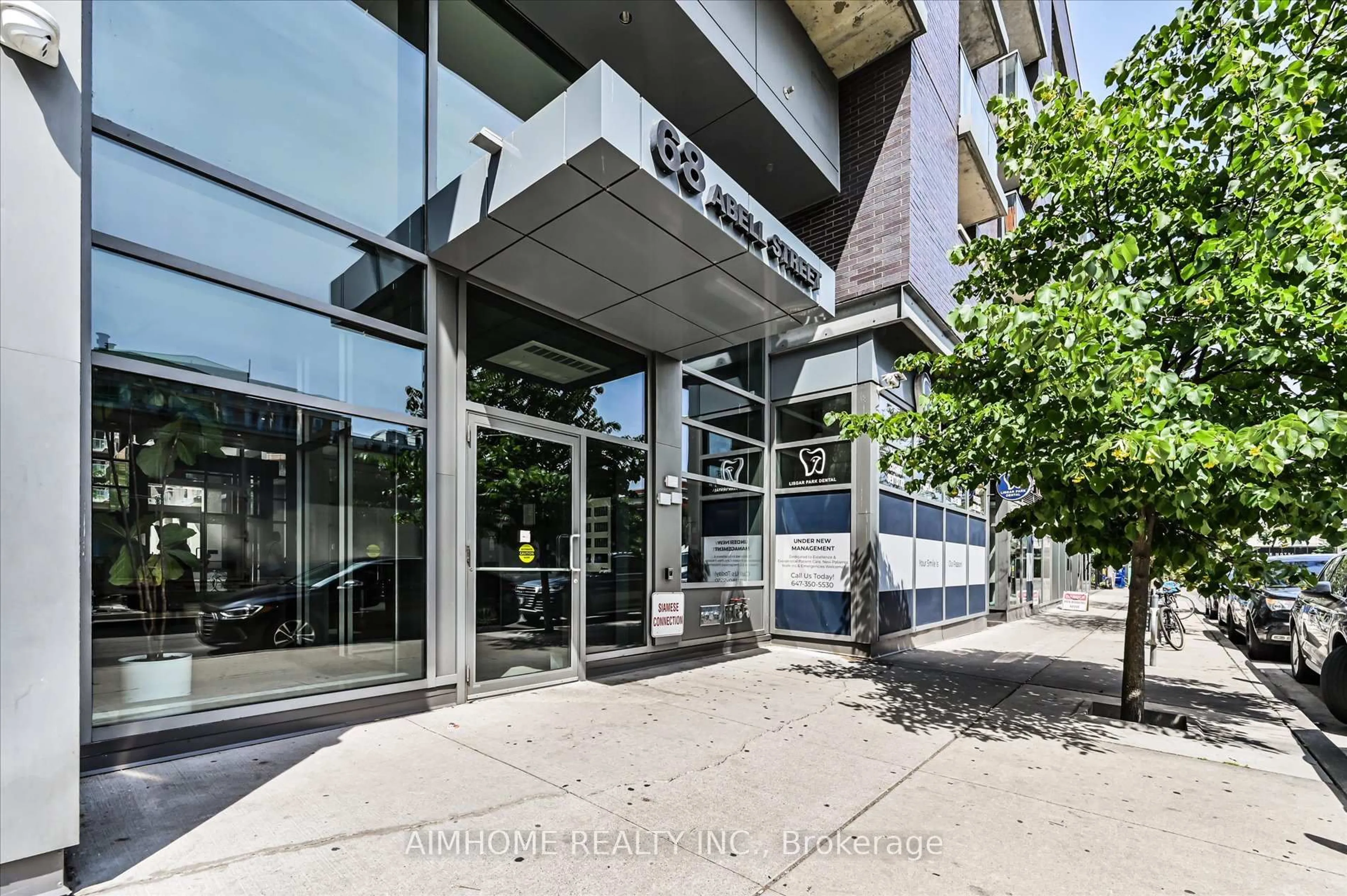 Indoor foyer for 68 Abell St #625, Toronto Ontario M6J 0B1