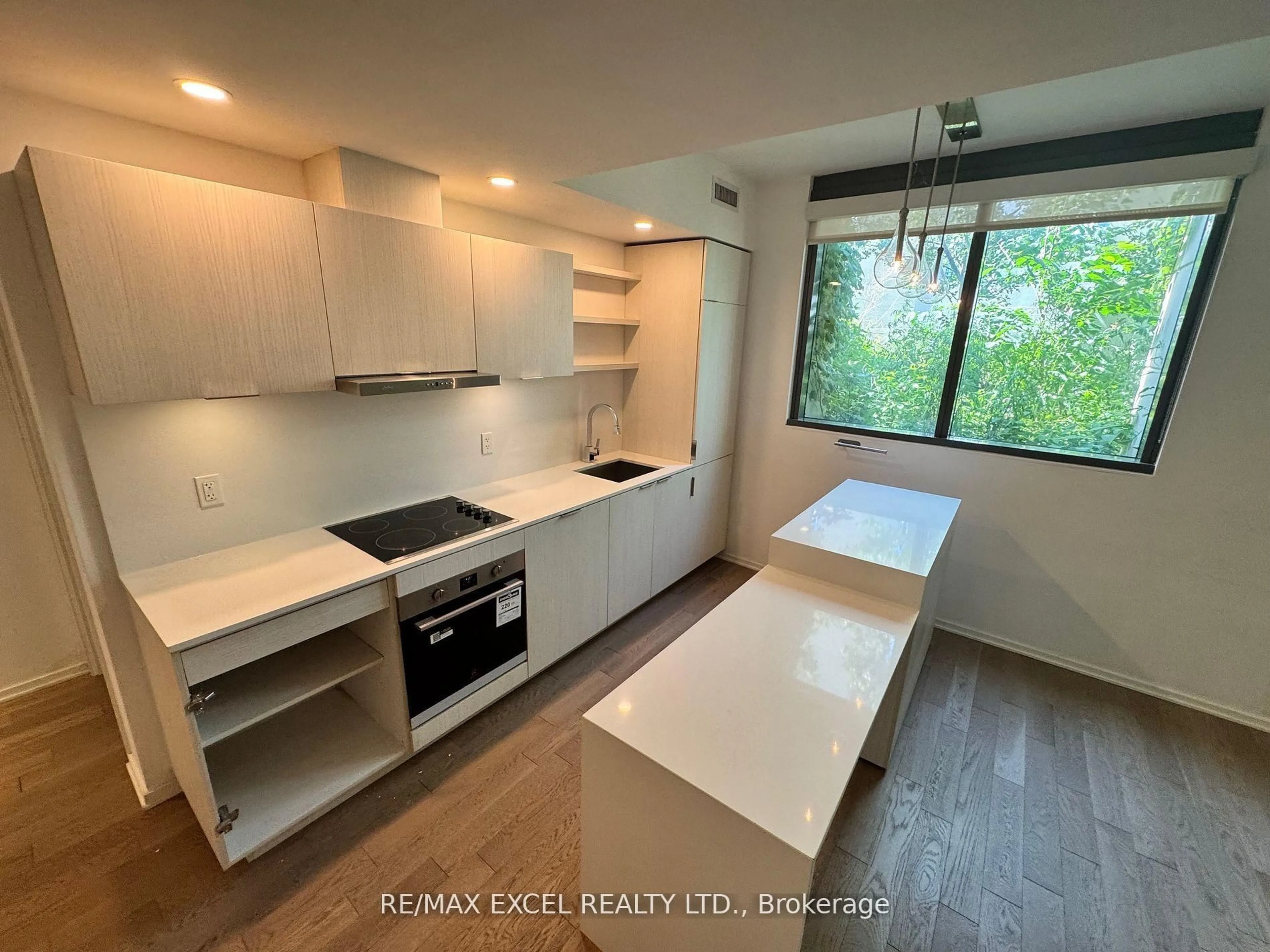 Standard kitchen, wood/laminate floor for 12 Bonnycastle St #204, Toronto Ontario M5A 3T7