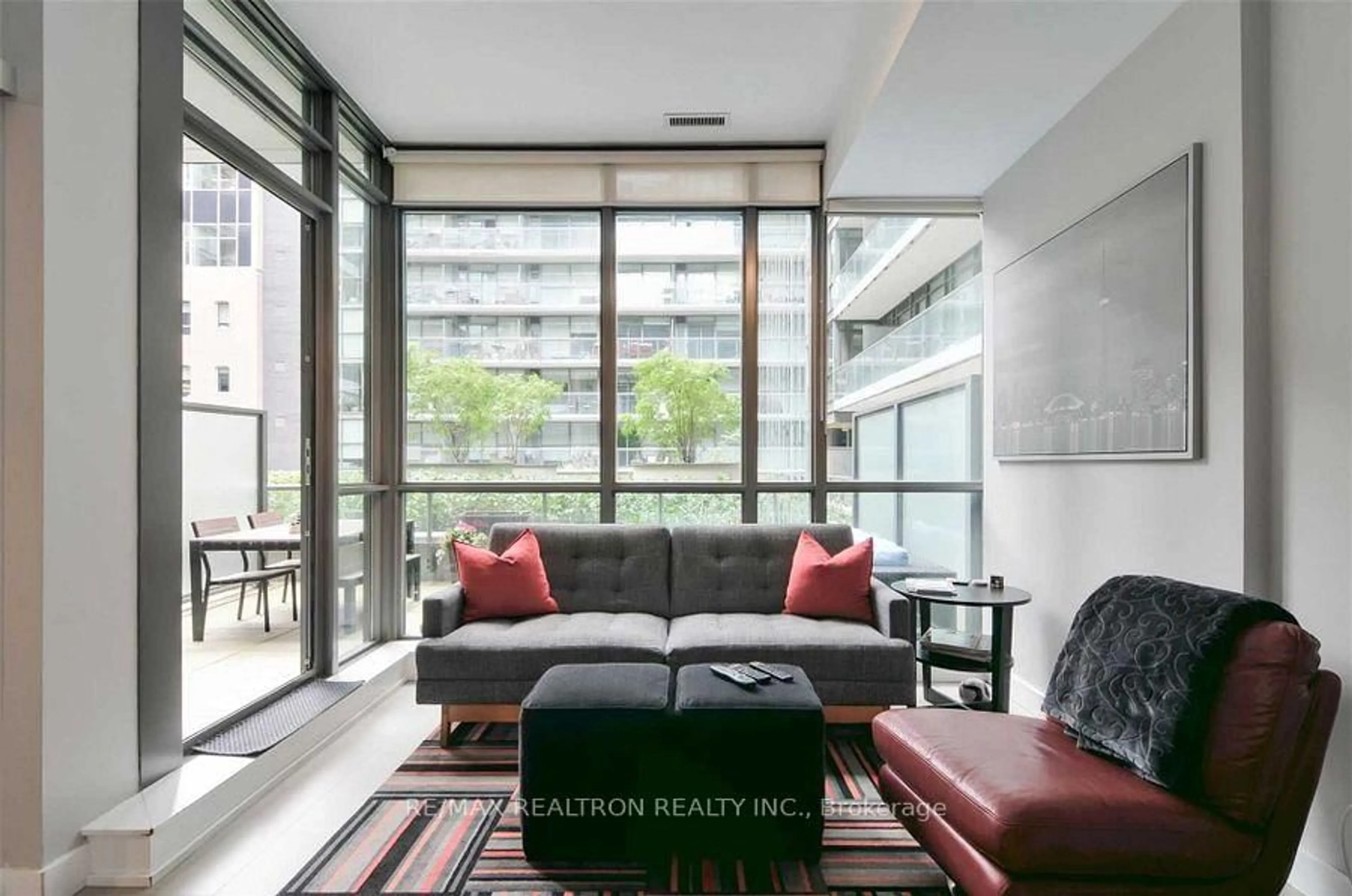 Unknown for 8 Charlotte St #214, Toronto Ontario M5V 0K4