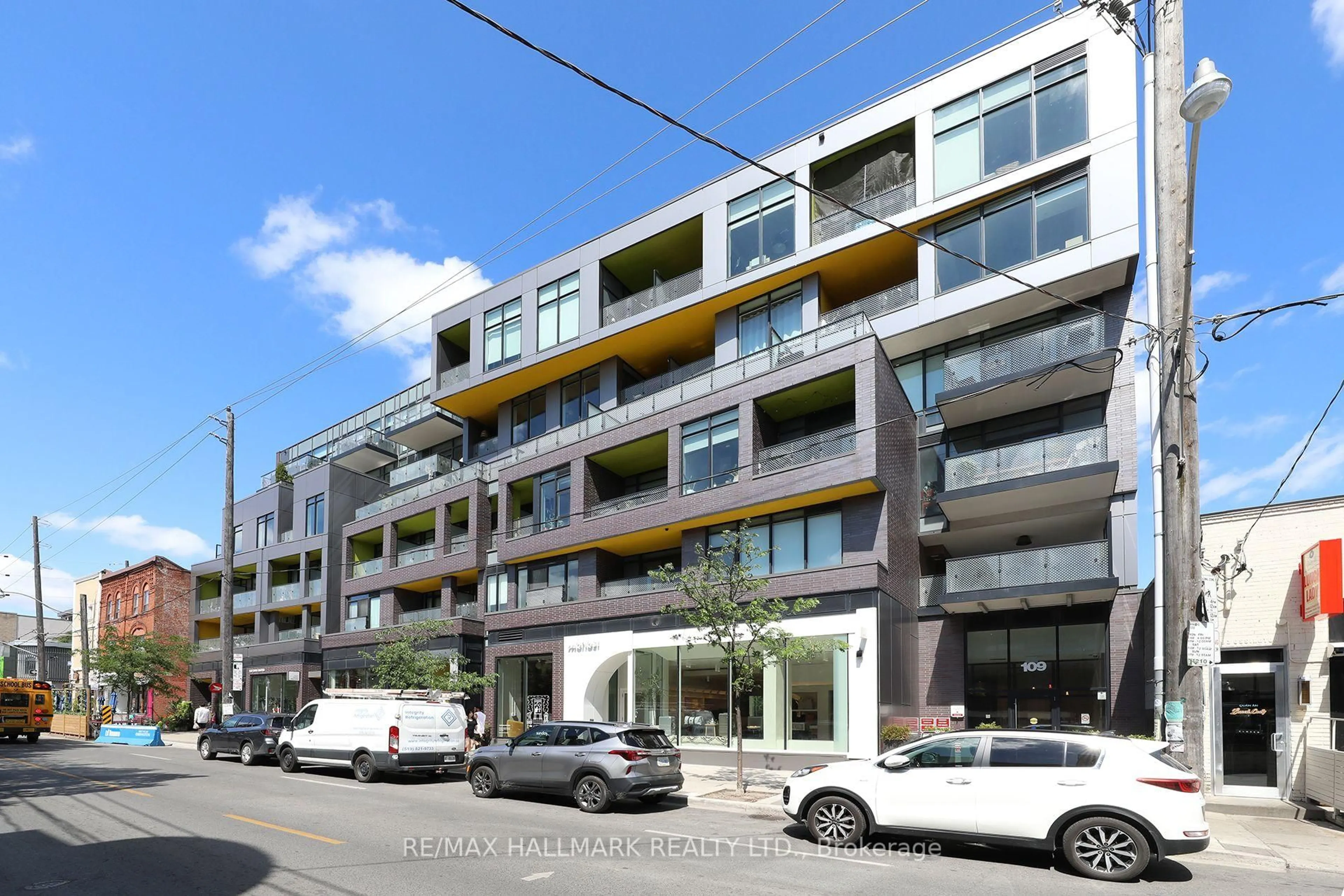 Unknown for 109 Ossington Ave #211, Toronto Ontario M6J 2Z2