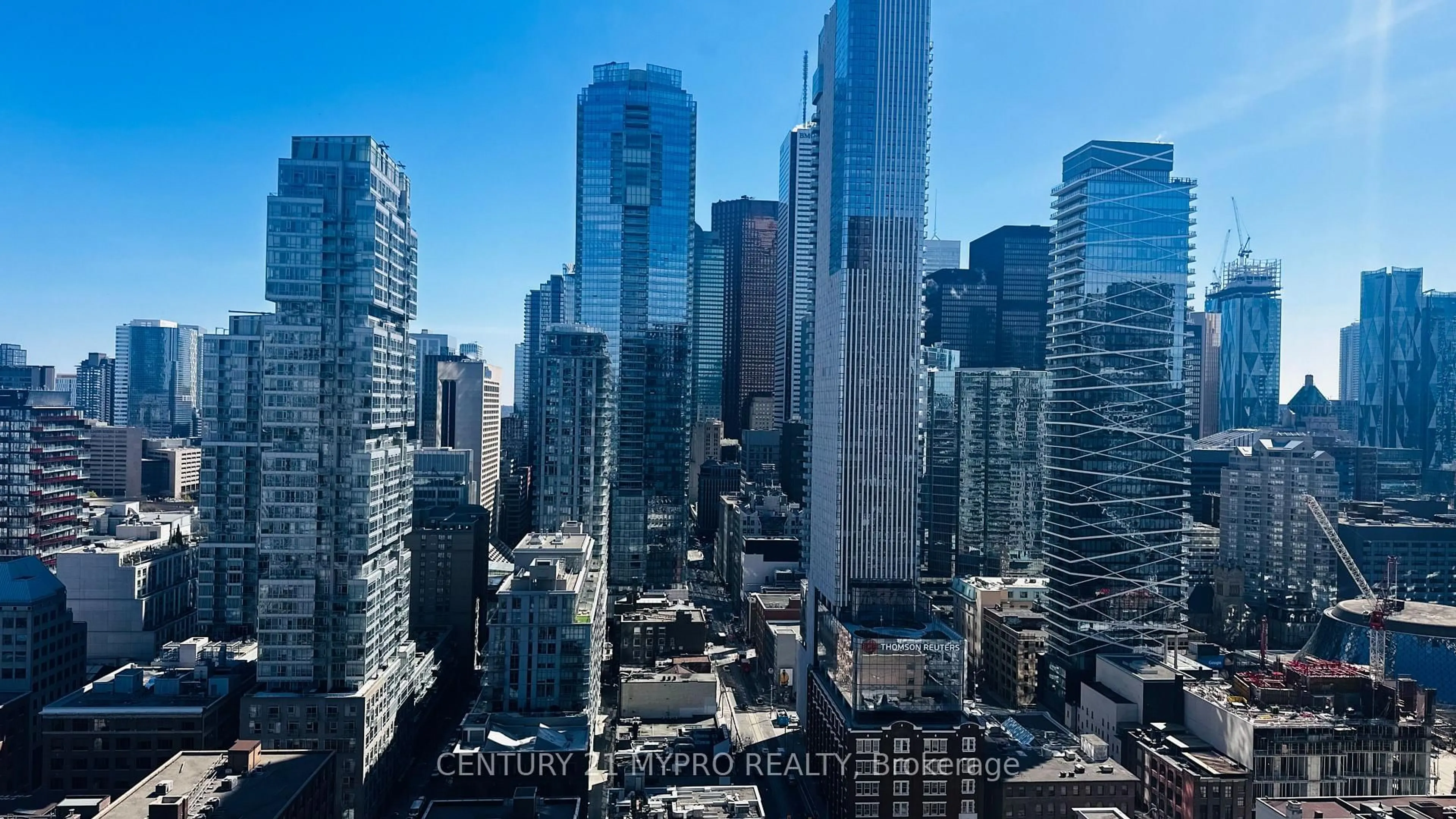 Unknown for 290 Adelaide St #2708, Toronto Ontario M5V 0P3