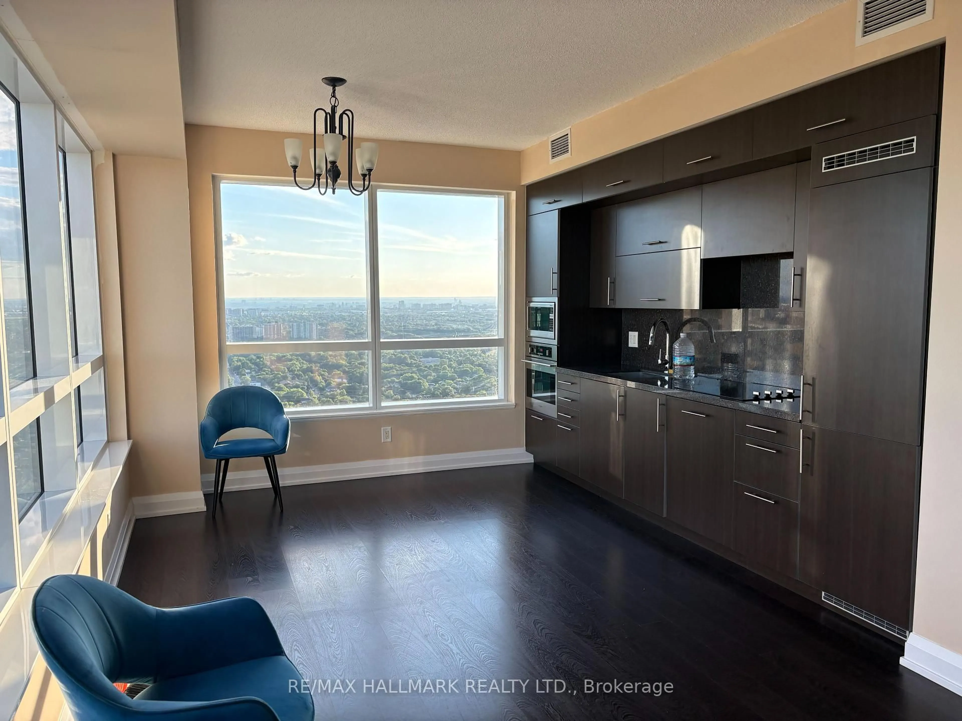 Unknown for 5 Sheppard Ave #4417, Toronto Ontario M2N 0G4