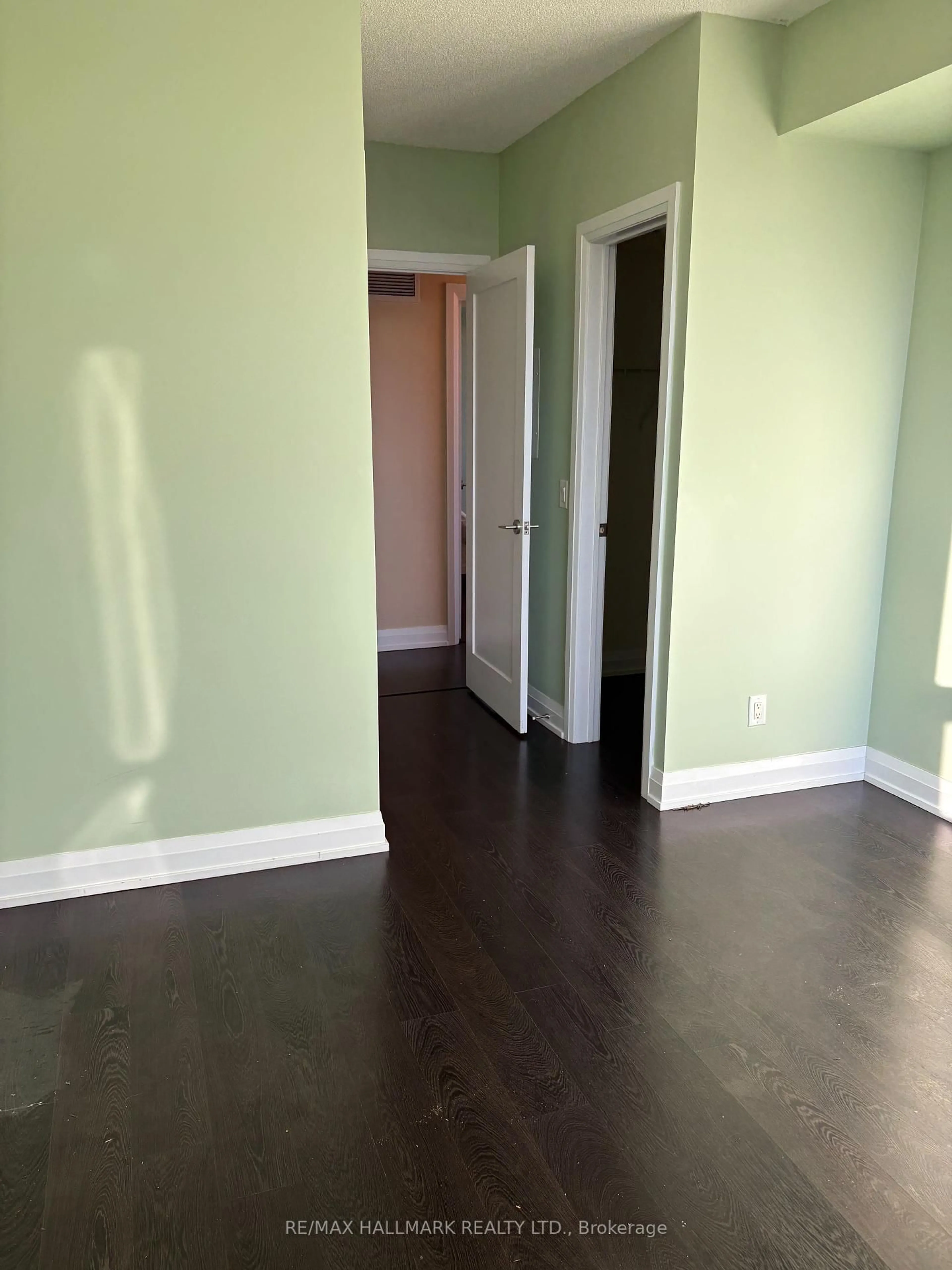 A pic of a room for 5 Sheppard Ave #4417, Toronto Ontario M2N 0G4
