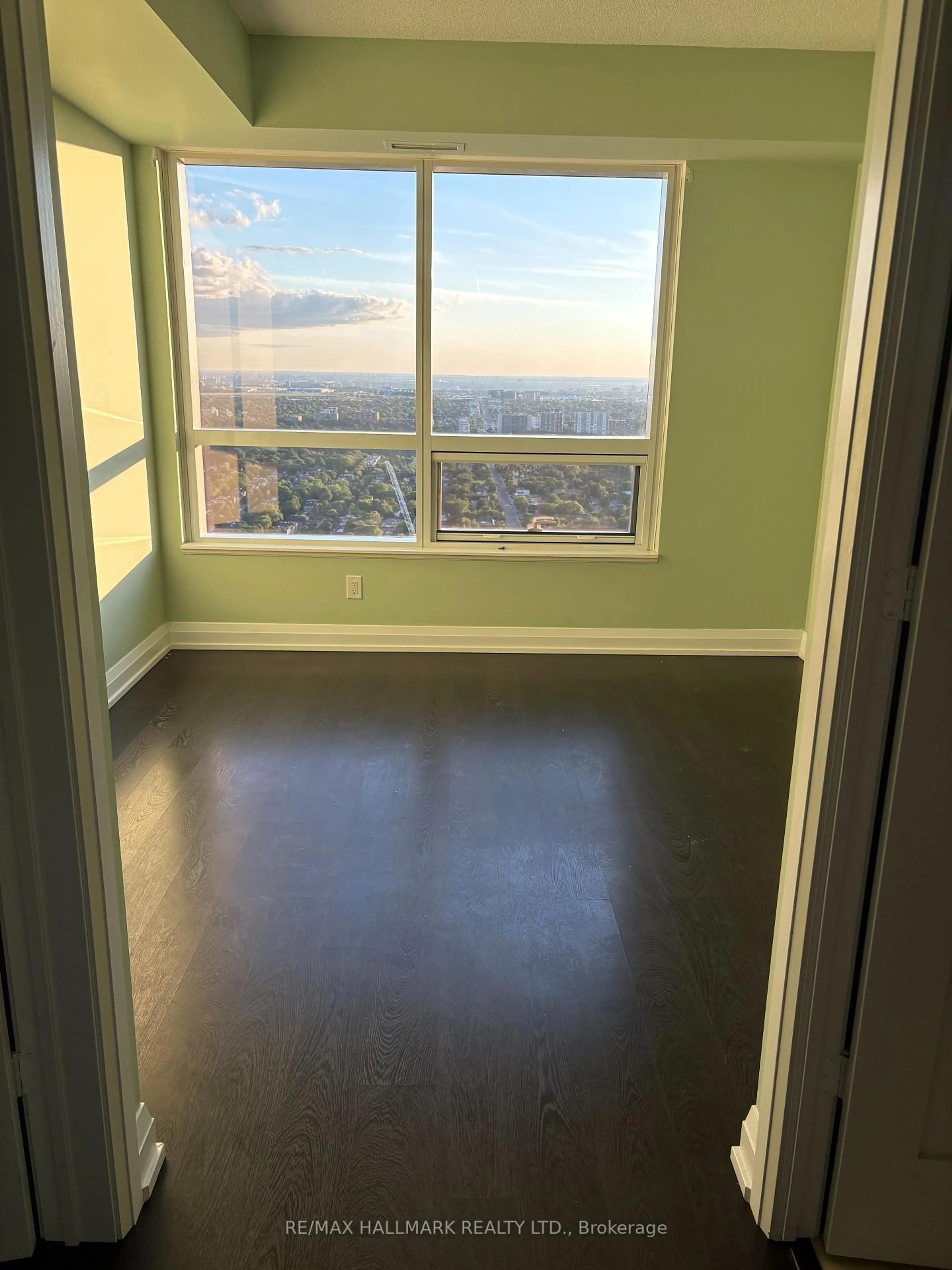 A pic of a room for 5 Sheppard Ave #4417, Toronto Ontario M2N 0G4