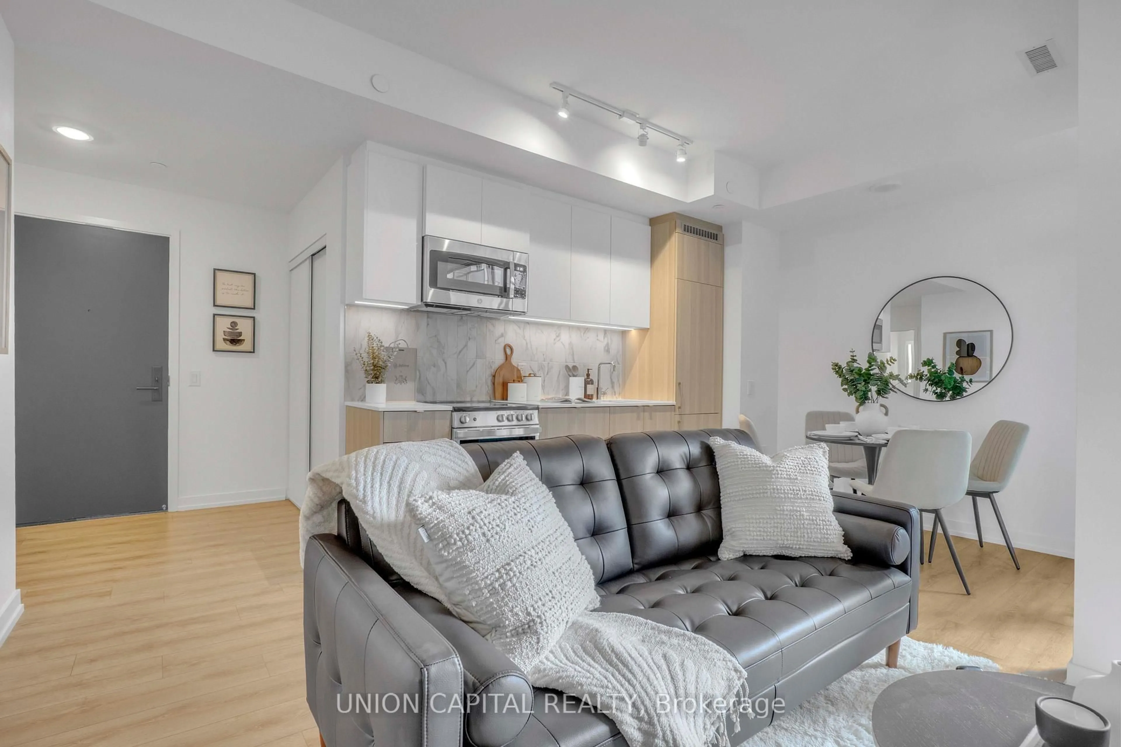 Living room with furniture, unknown for 500 Dupont St #419, Toronto Ontario M6G 0B8