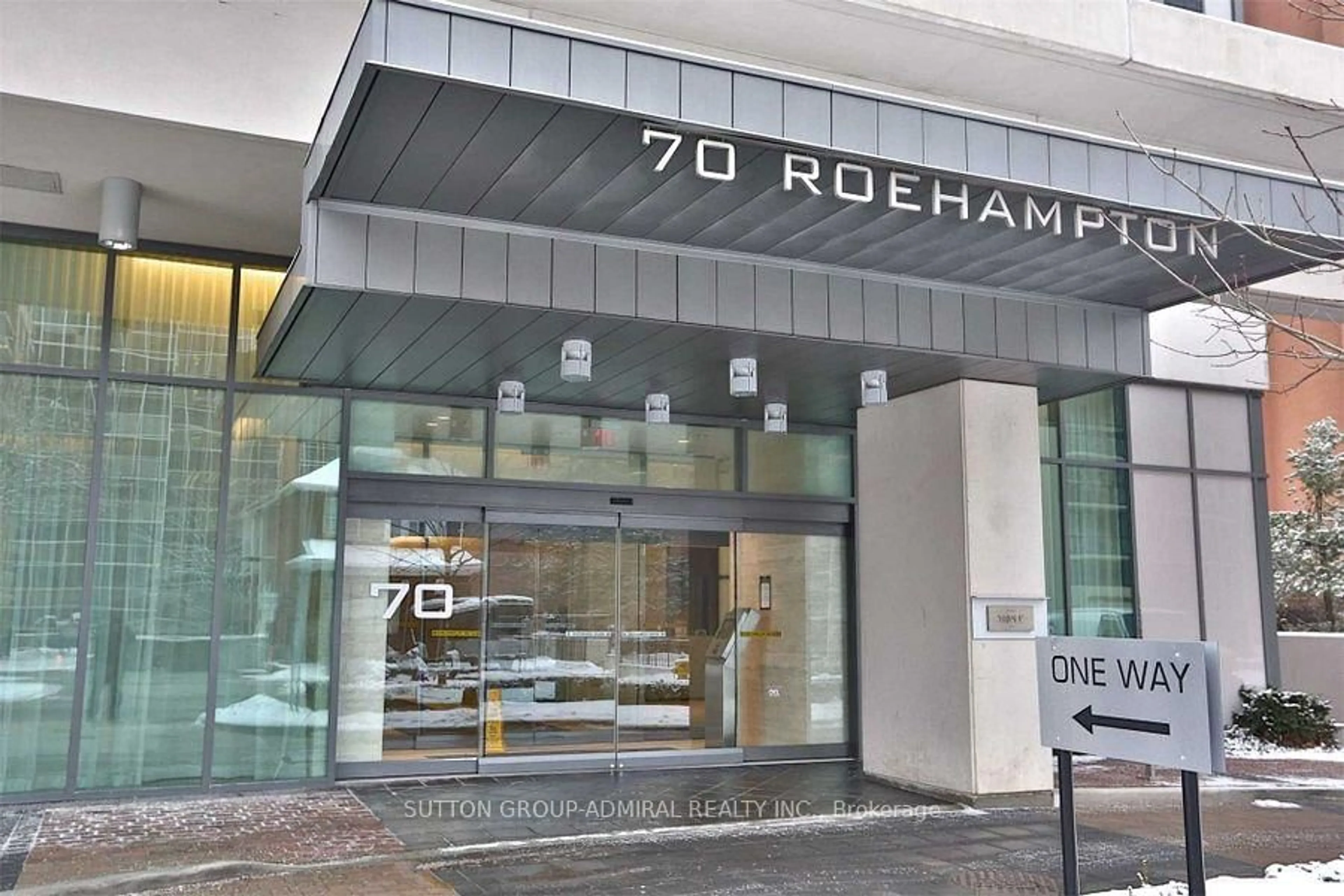 Lobby for 70 Roehampton Ave #512, Toronto Ontario M4P 1R2