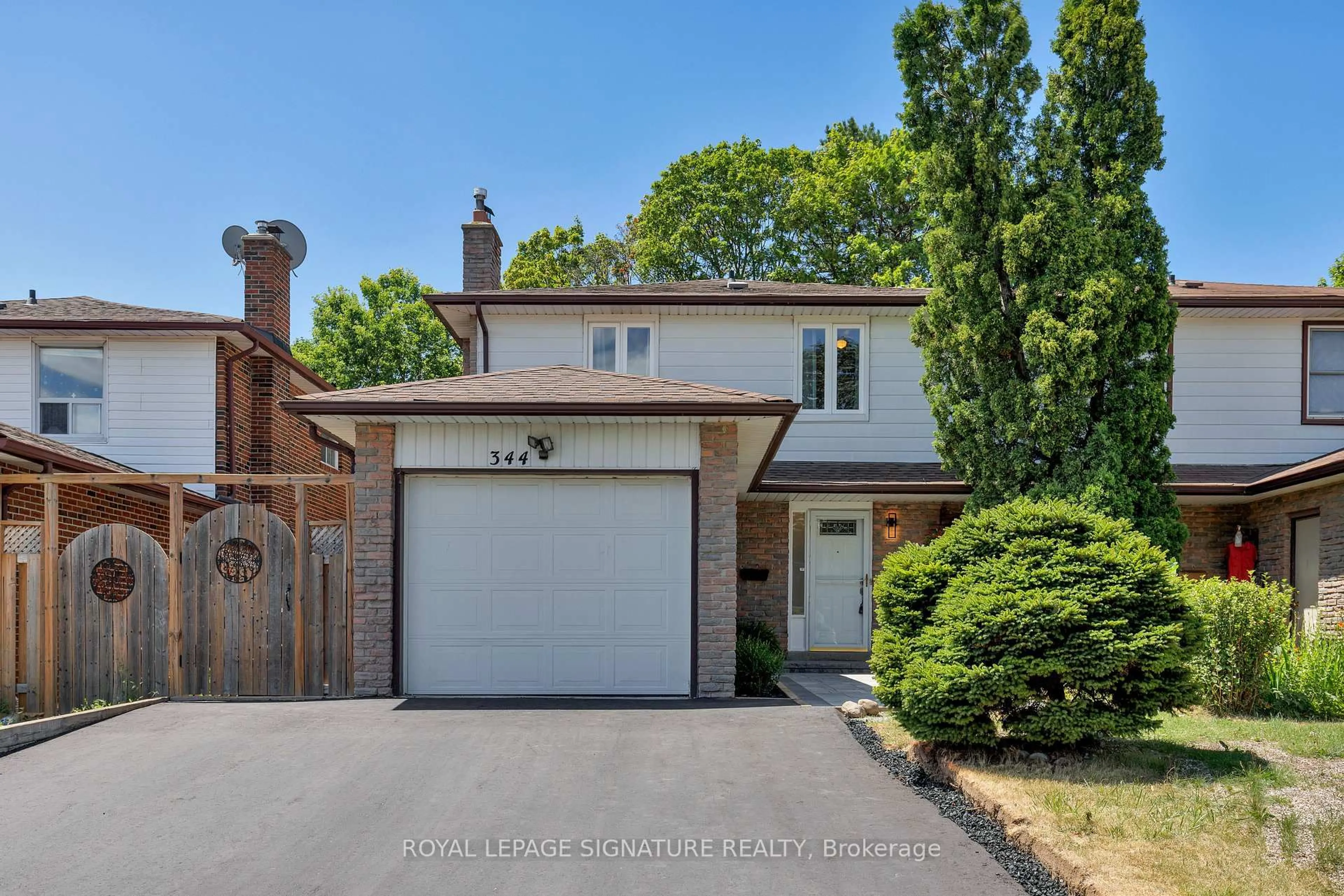 Home with brick exterior material, street for 344 Cherokee Blvd, Toronto Ontario M2H 2W7