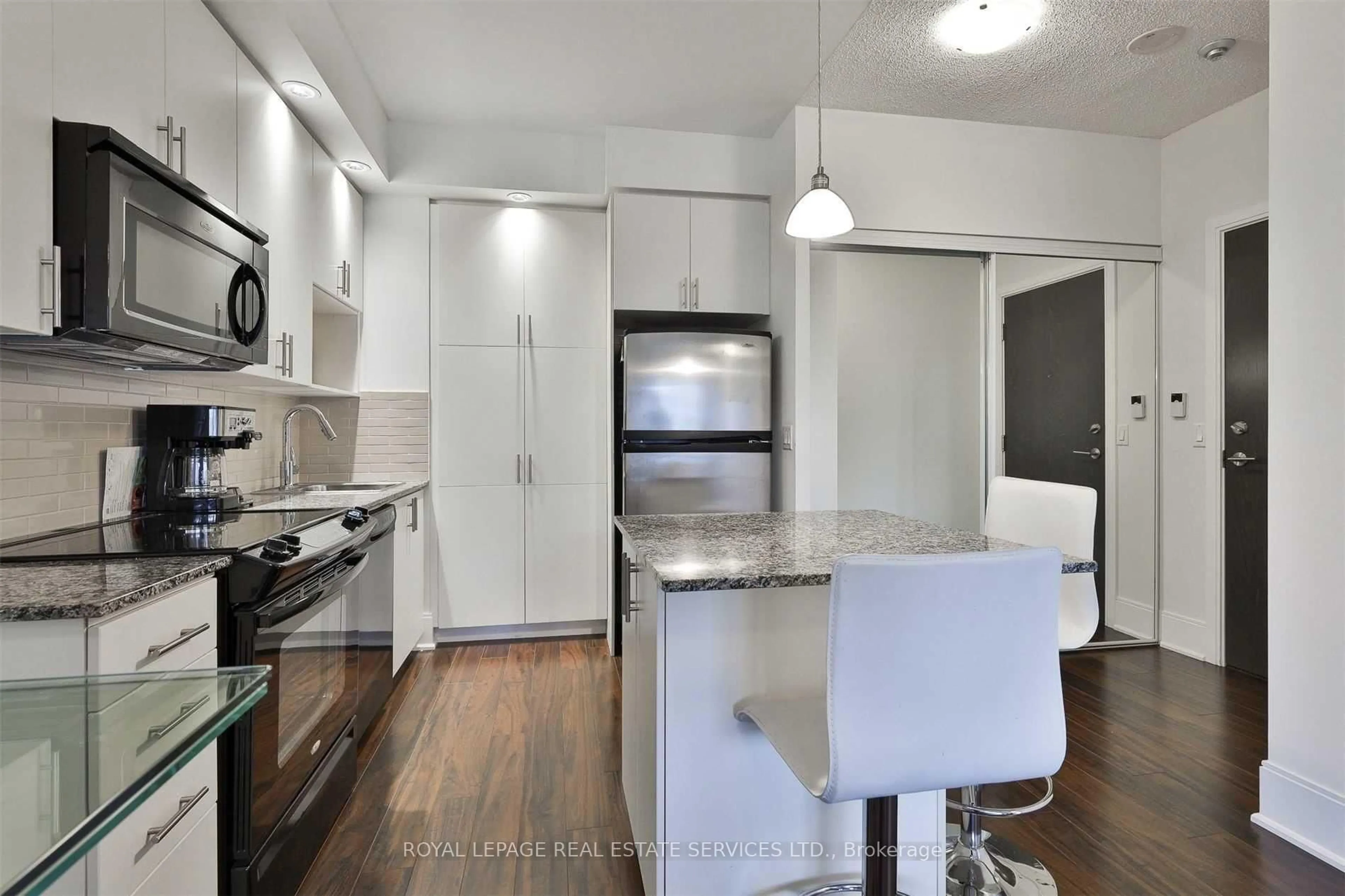 Unknown for 181 Wynford Dr #412, Toronto Ontario M3C 0C6
