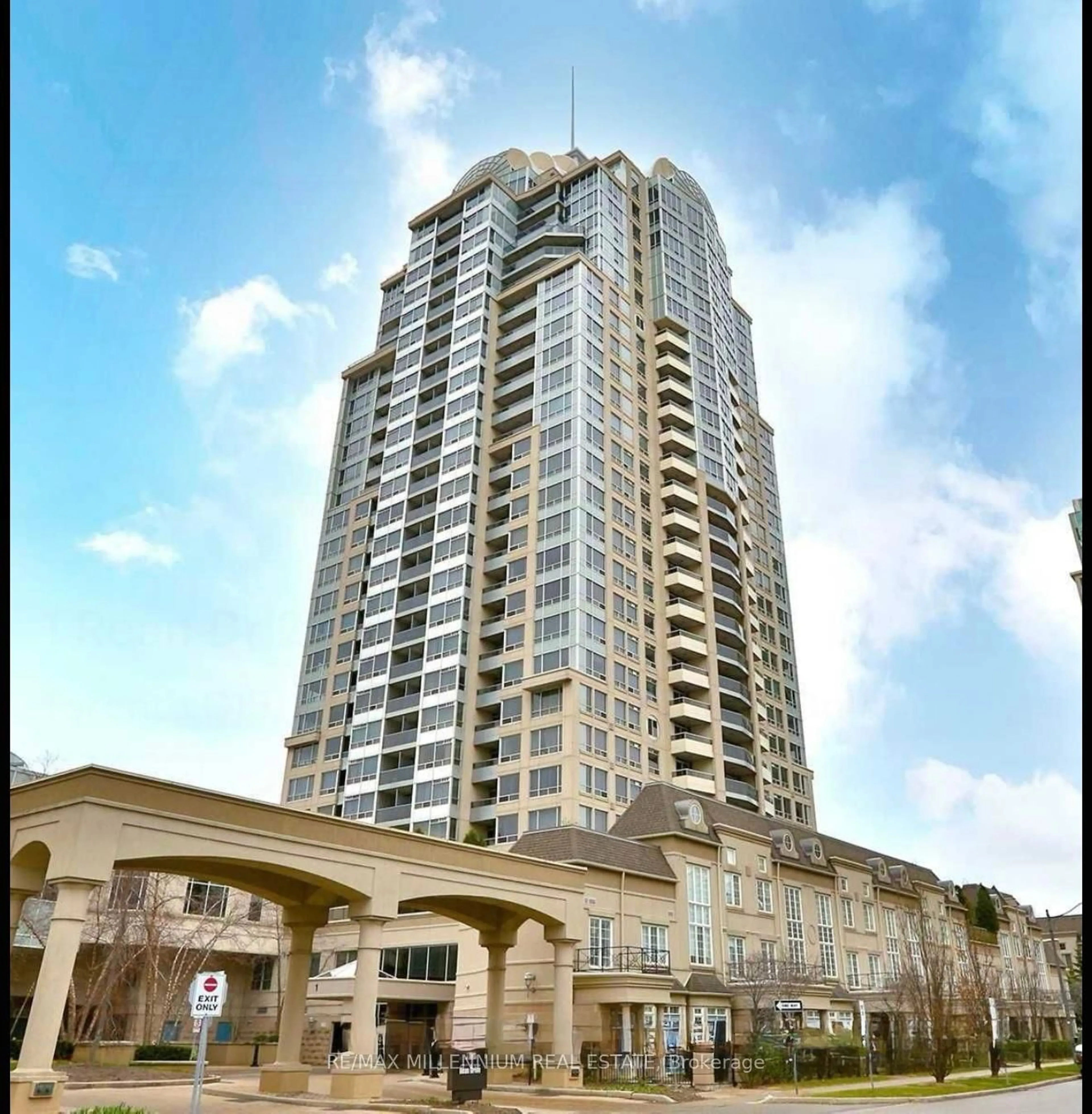 Indoor foyer for 1 Rean Dr #2211, Toronto Ontario M2K 3C1