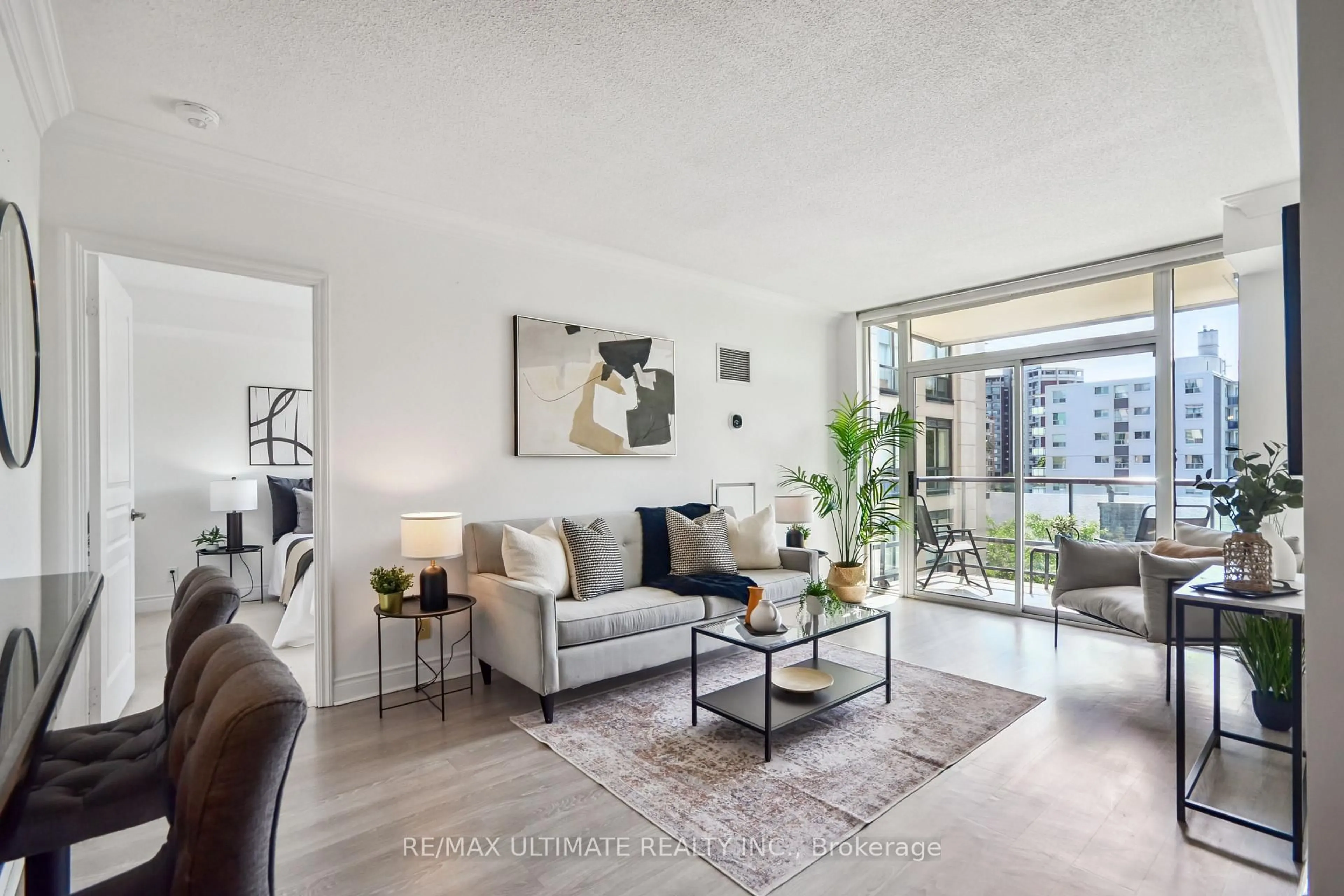 Living room with furniture, unknown for 10 Delisle Ave #611, Toronto Ontario M4V 3C6