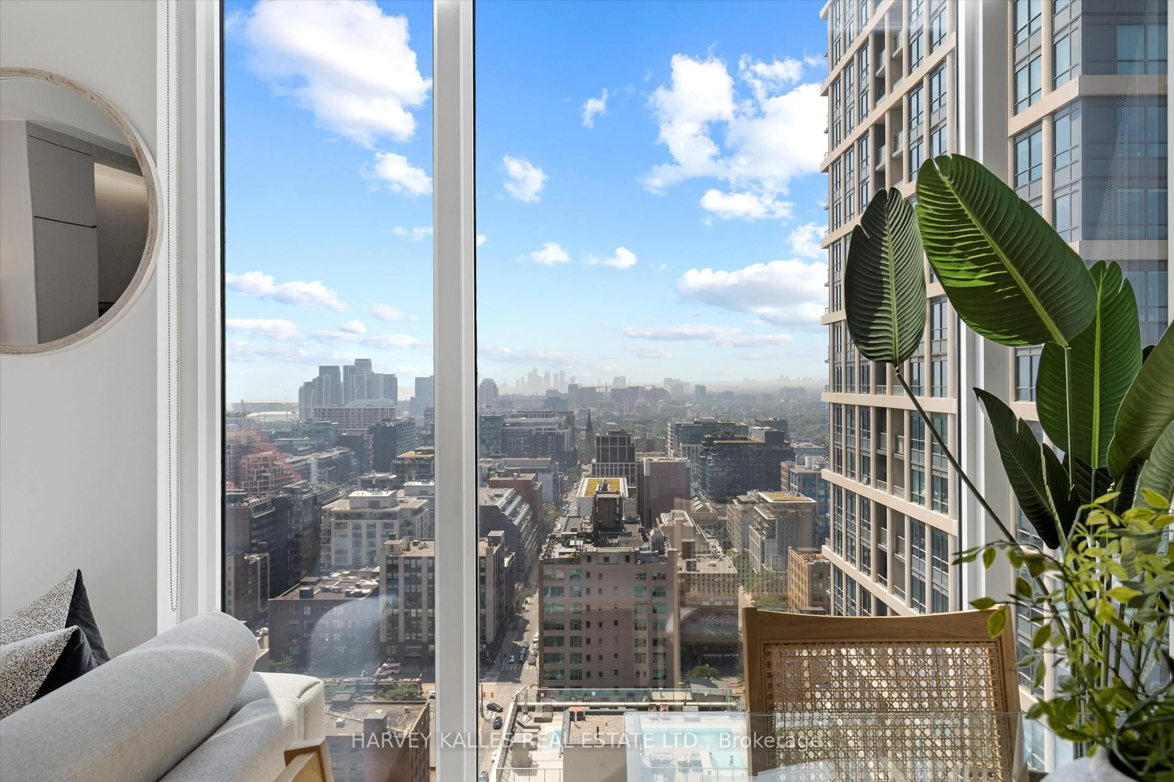 Unknown for 101 Peter St #2810, Toronto Ontario M5V 0G6