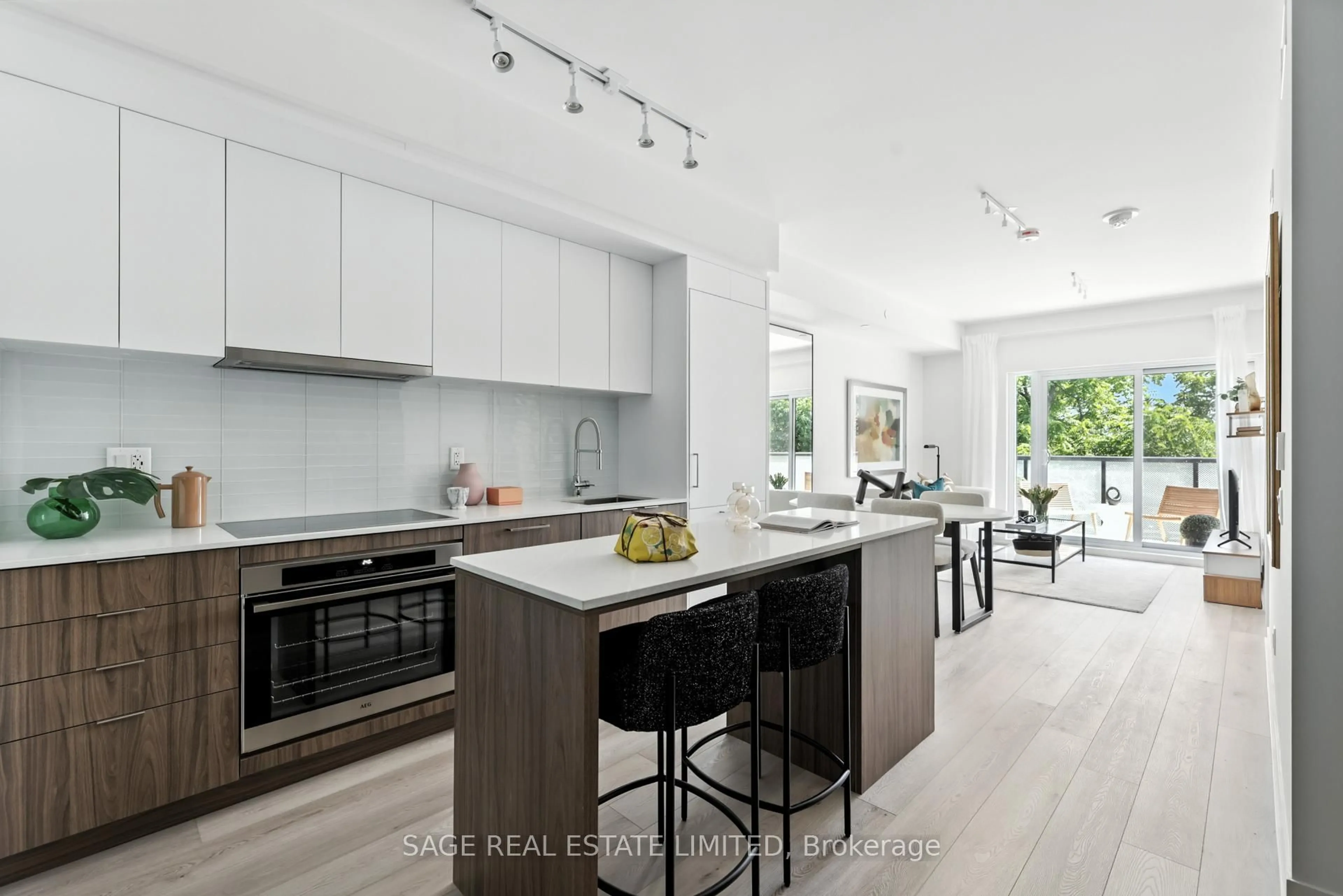 Open concept kitchen, unknown for 863 St Clair Ave #310, Toronto Ontario M6C 1C4