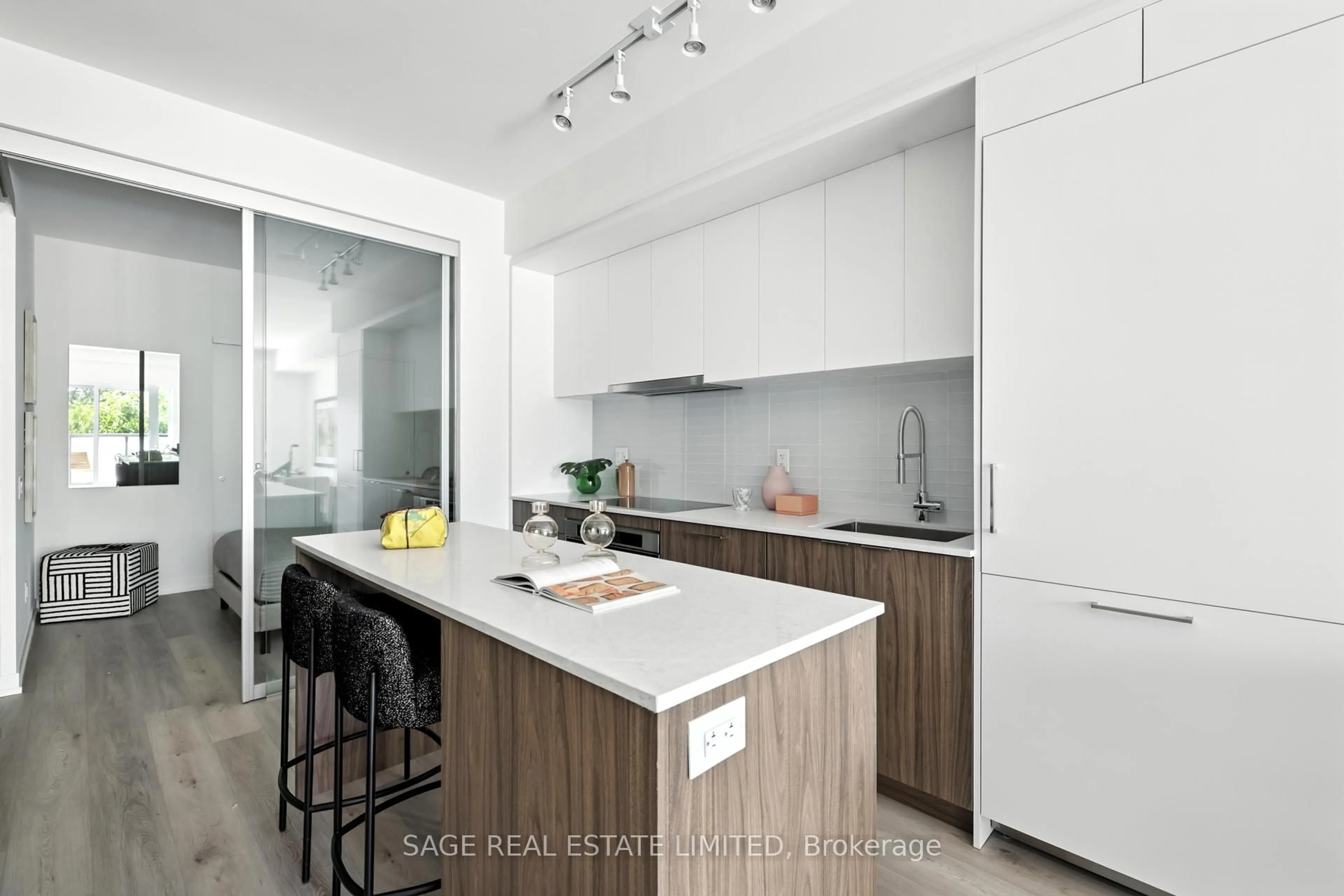 Contemporary kitchen, unknown for 863 St Clair Ave #310, Toronto Ontario M6C 1C4