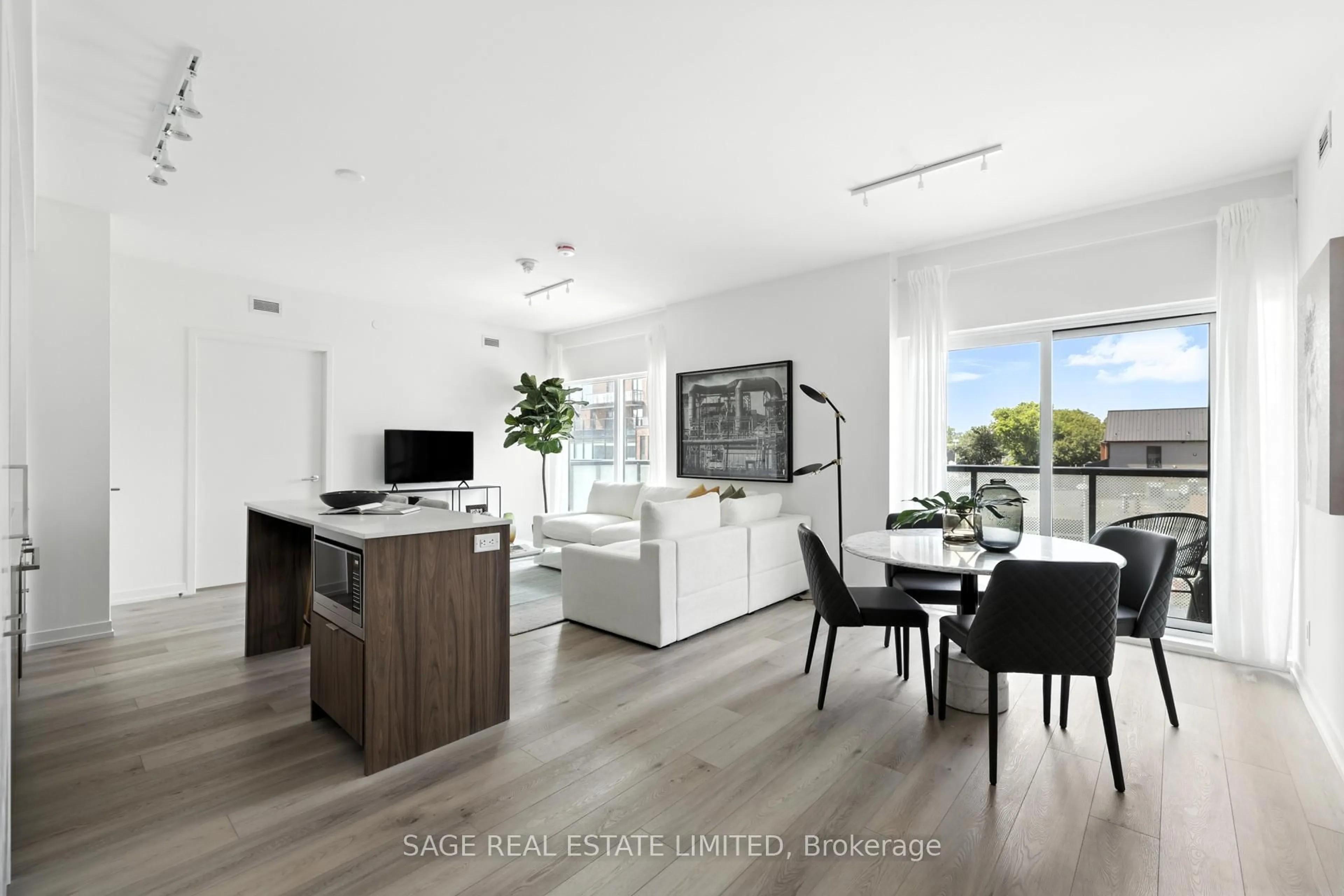 Open concept kitchen, unknown for 863 St Clair Ave #301, Toronto Ontario M6C 1C4