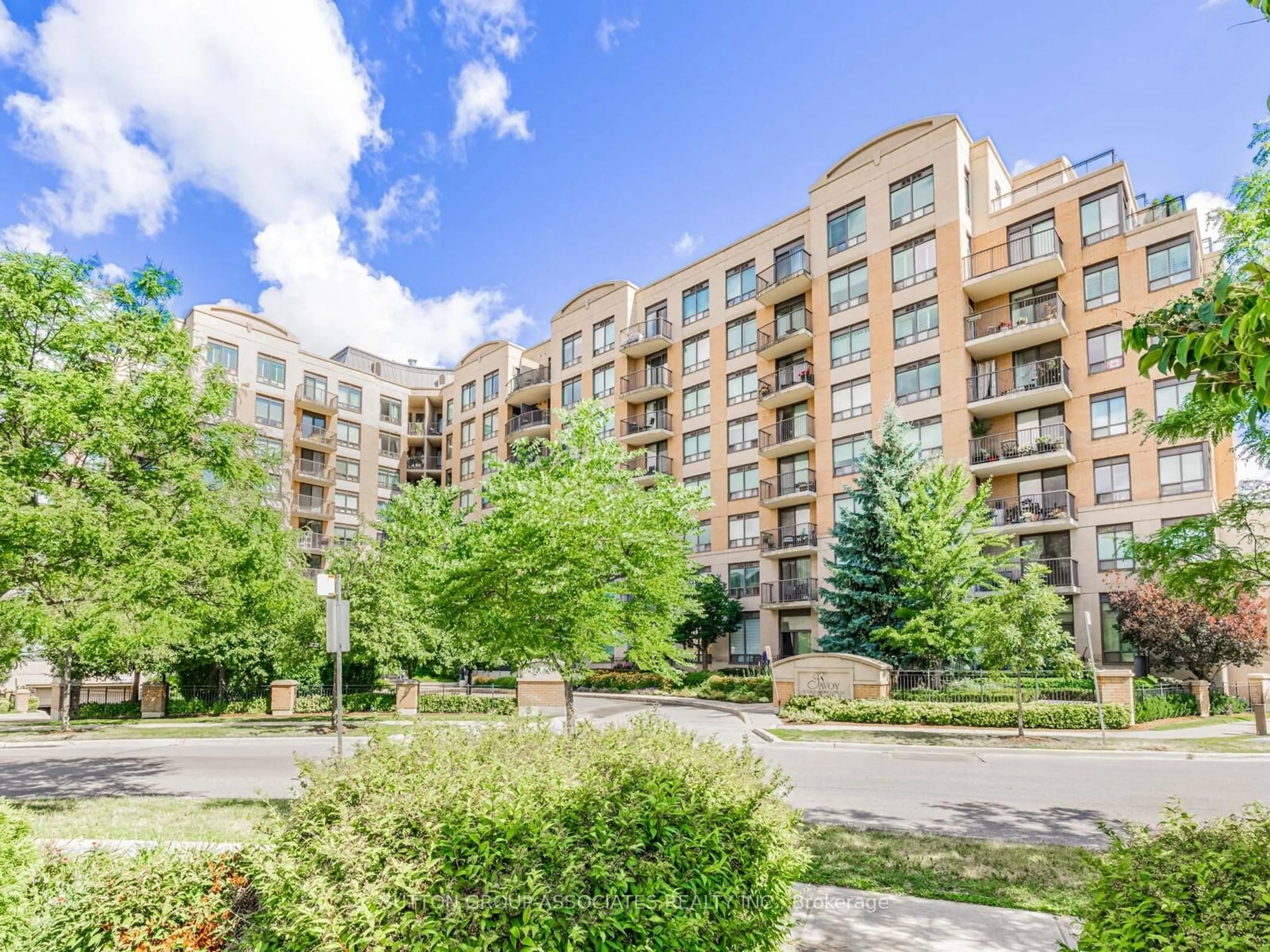 Unknown for 16 Dallimore Circ #107, Toronto Ontario M3C 4C4