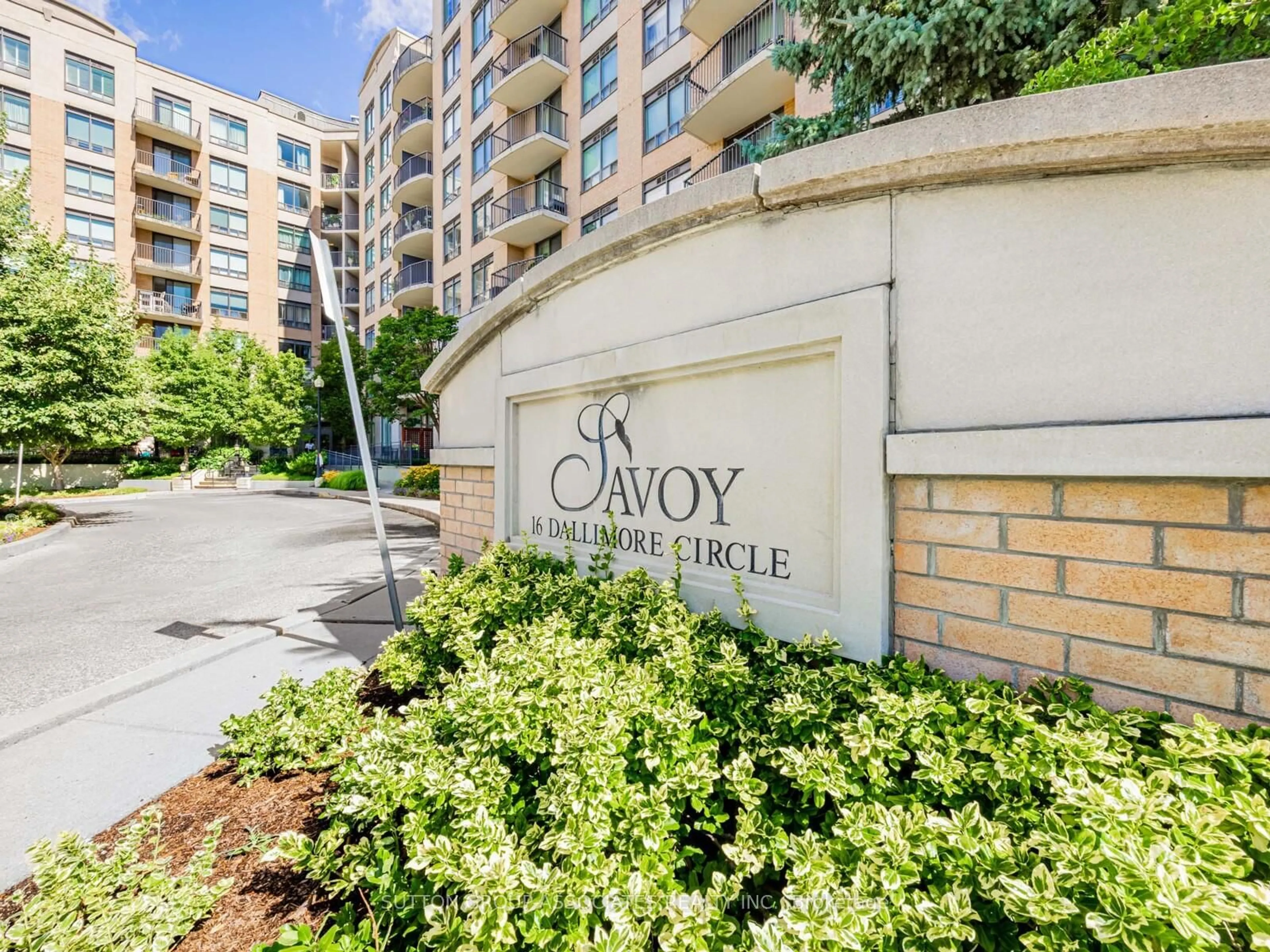 Indoor entryway for 16 Dallimore Circ #107, Toronto Ontario M3C 4C4