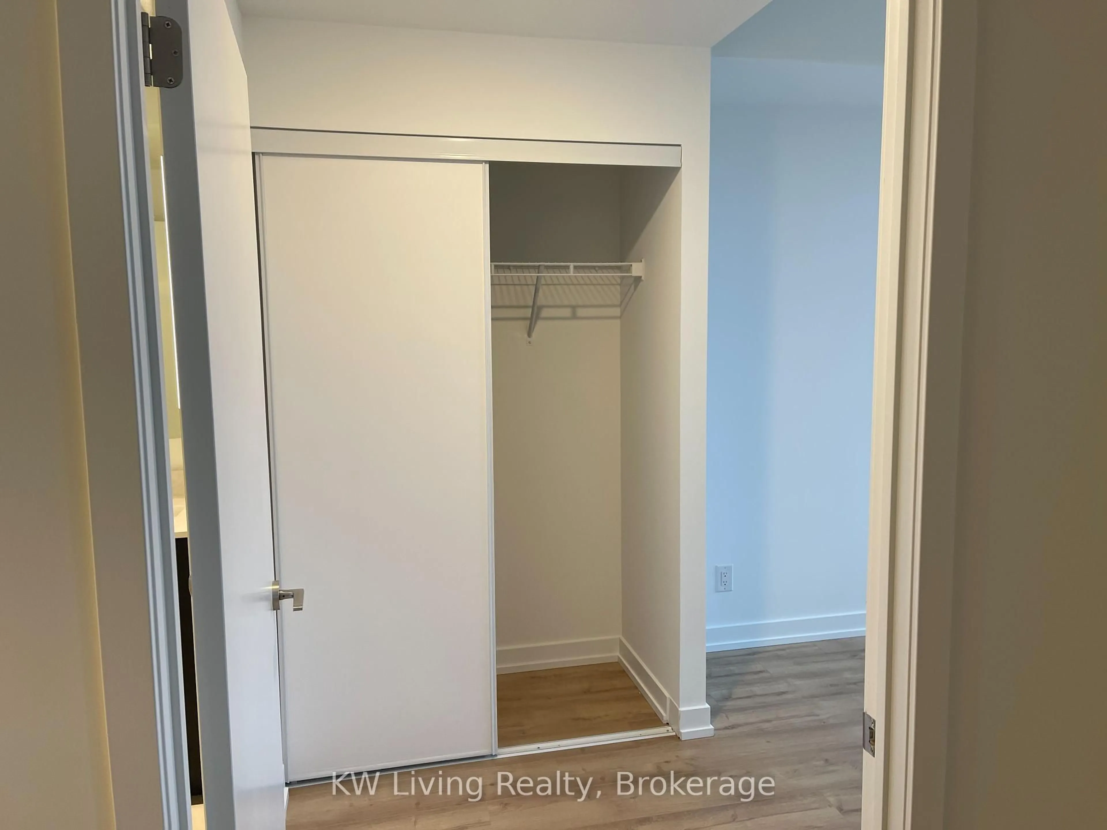 Indoor entryway for 135 East Liberty St #902, Toronto Ontario M6K 0G7