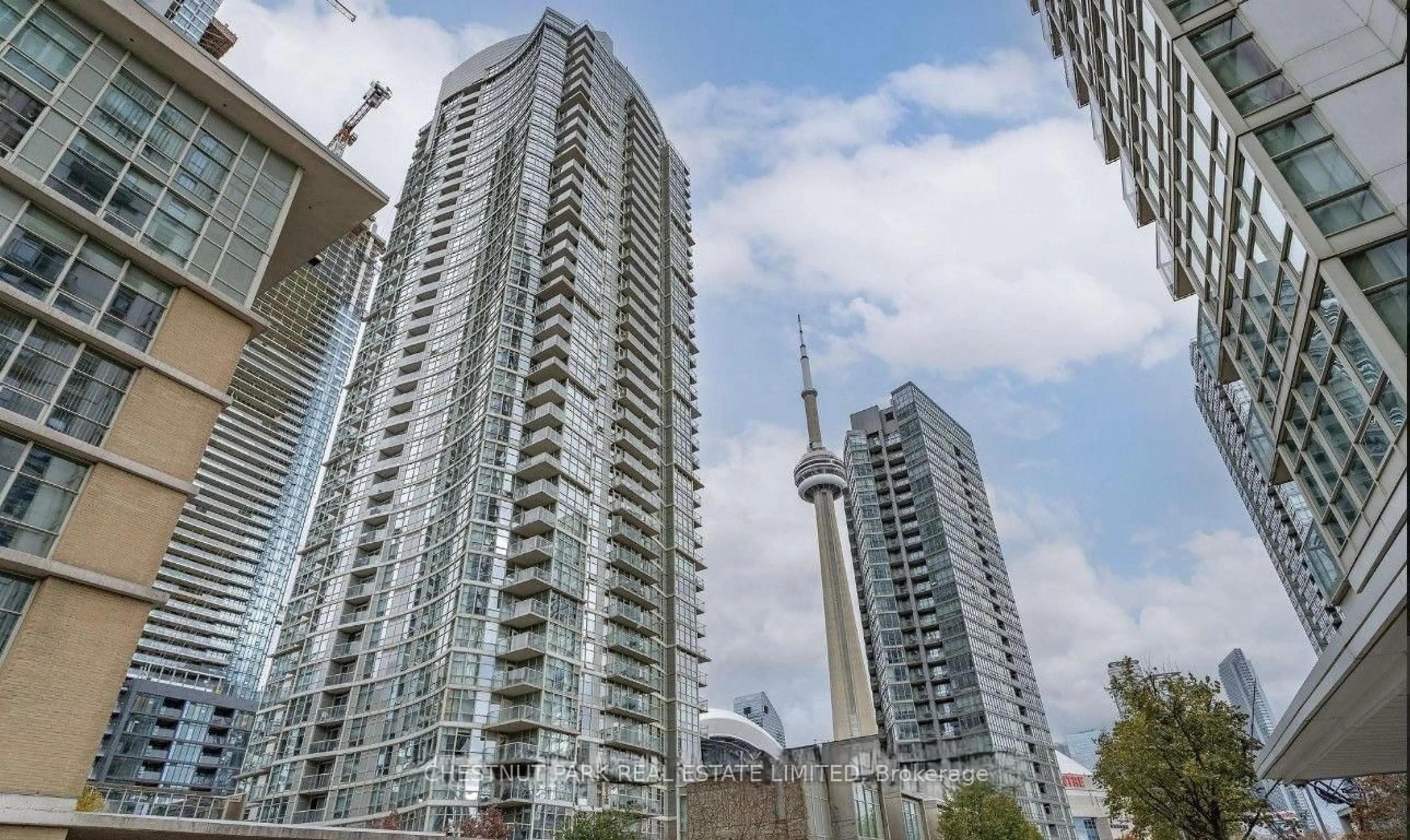 Unknown for 10 Navy Wharf Crt #709, Toronto Ontario M5V 3V2