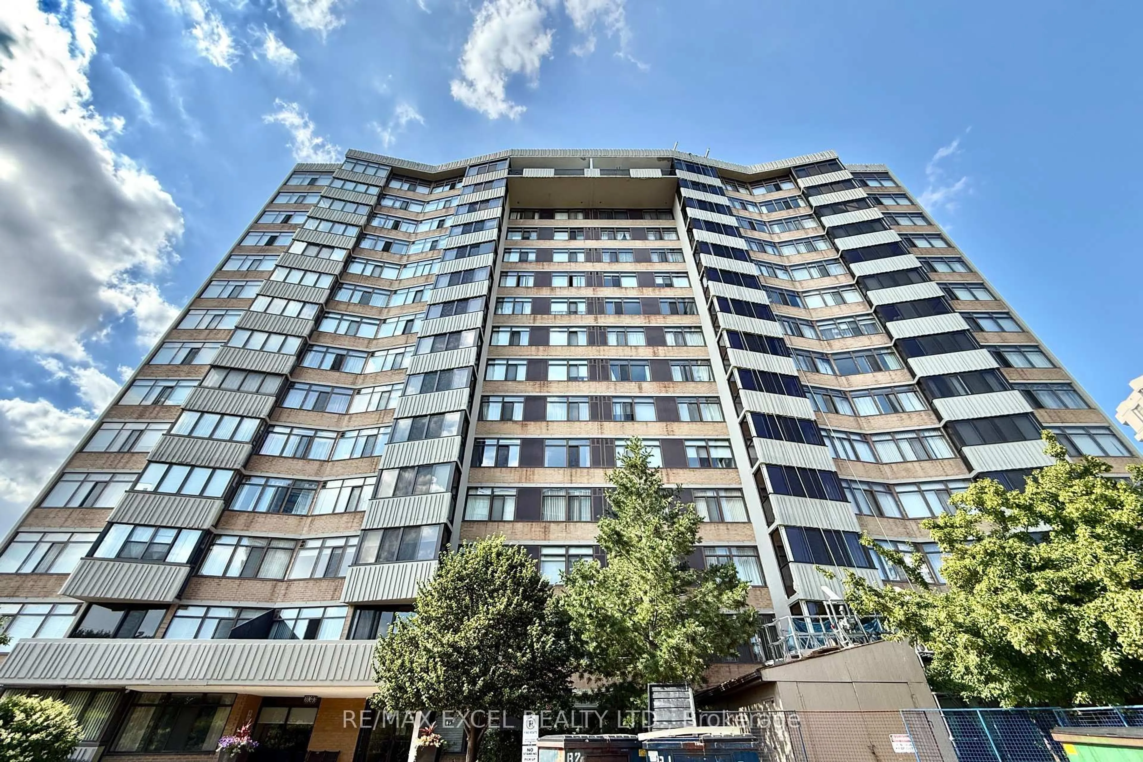 Unknown for 1201 Steeles Ave #501, Toronto Ontario M2R 3K1