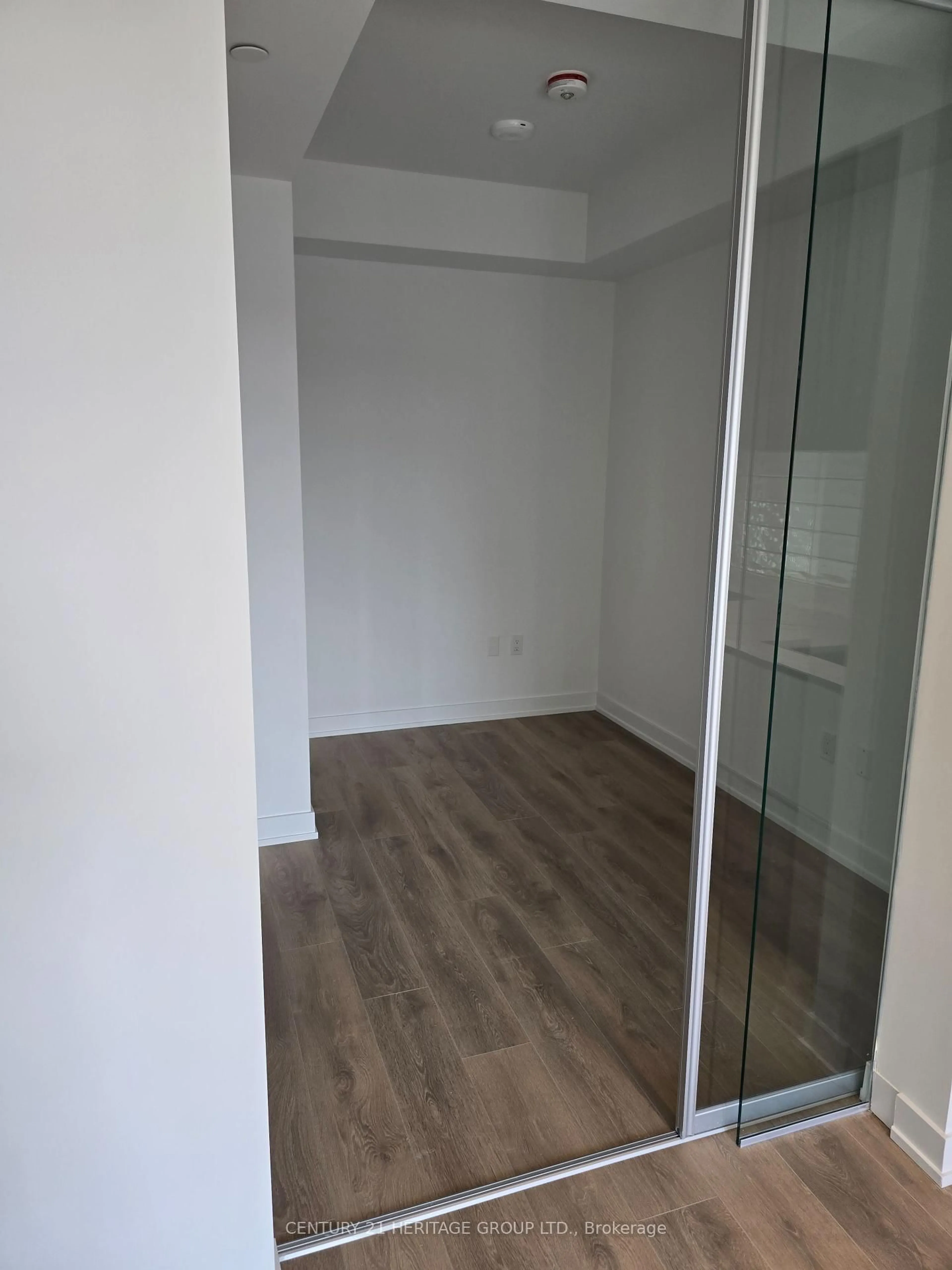 A pic of a room for 127 Broadway Ave #1101, Toronto Ontario M4P 1V5
