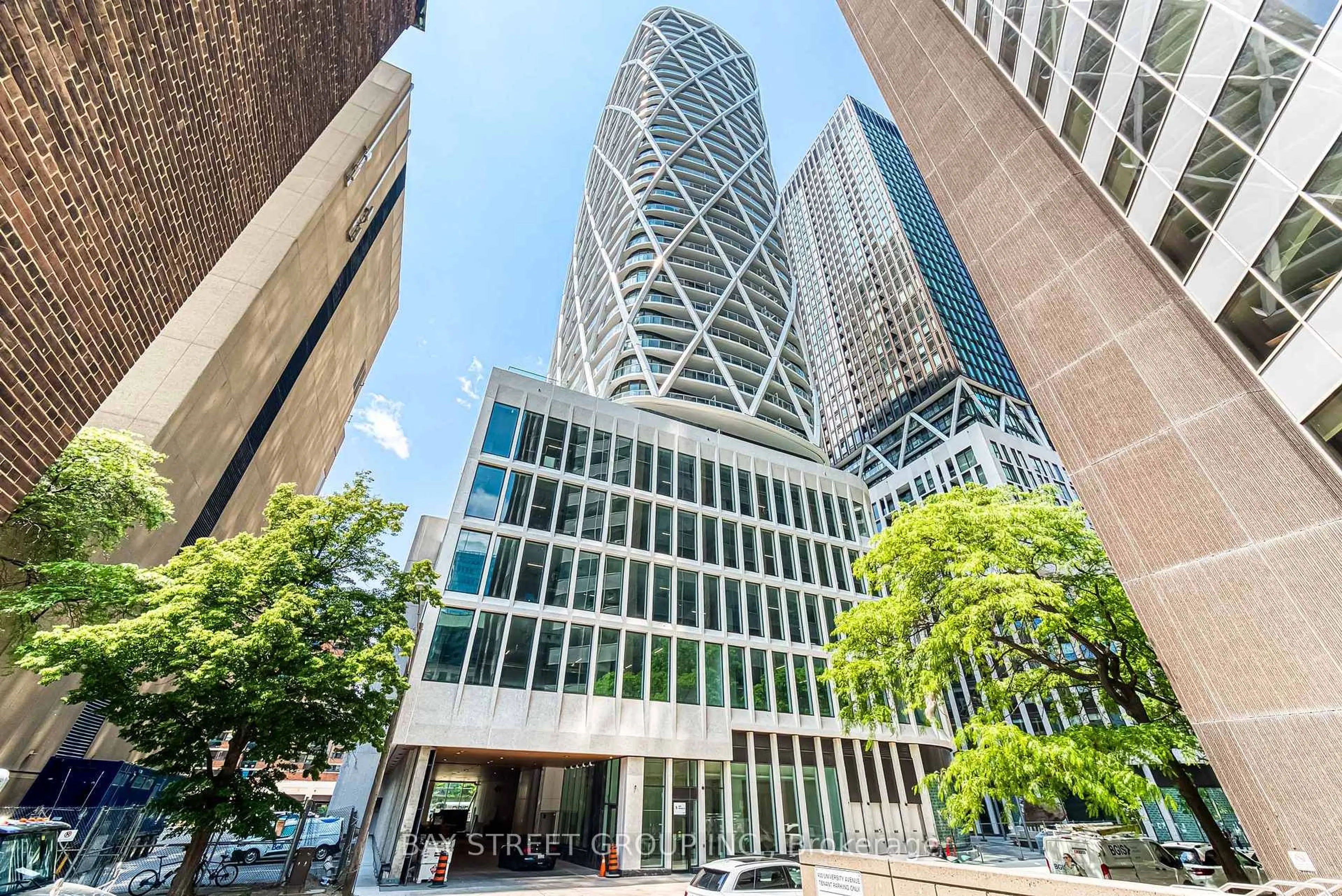Indoor foyer for 230 Simcoe St #3514, Toronto Ontario M5T 0E2