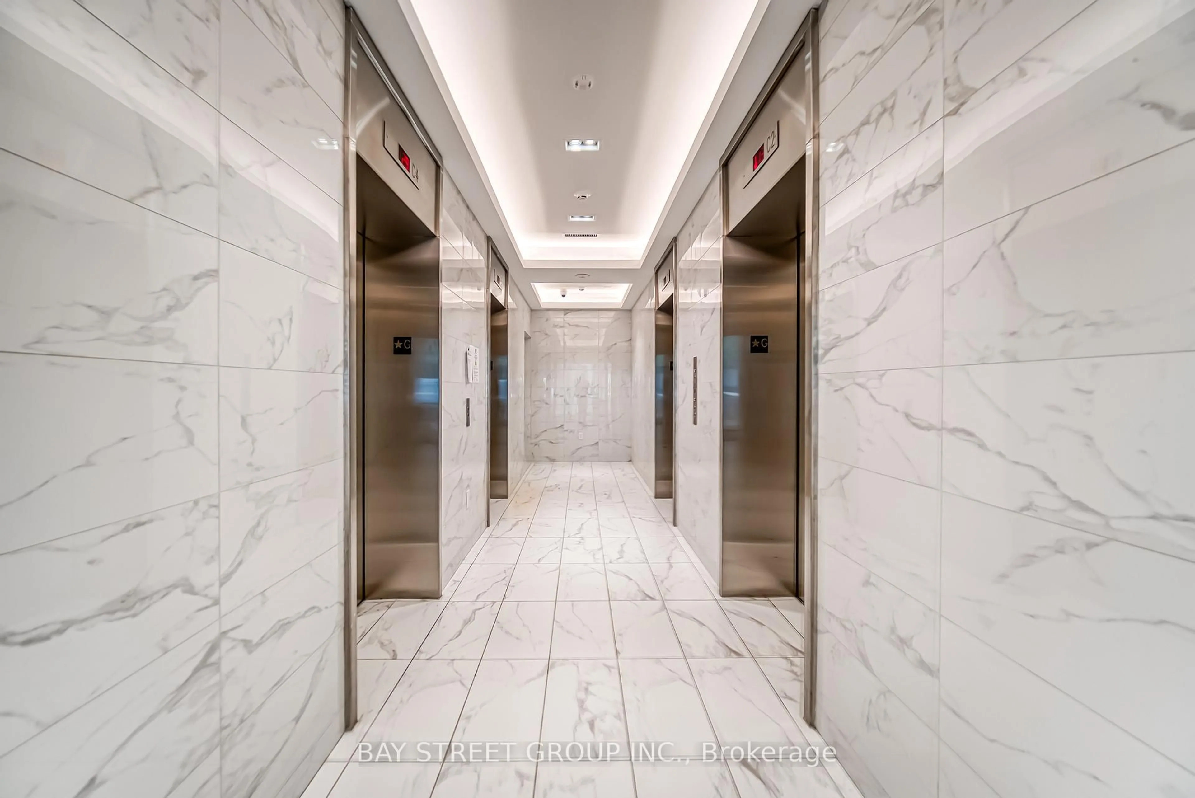 Indoor foyer for 230 Simcoe St #3514, Toronto Ontario M5T 0E2