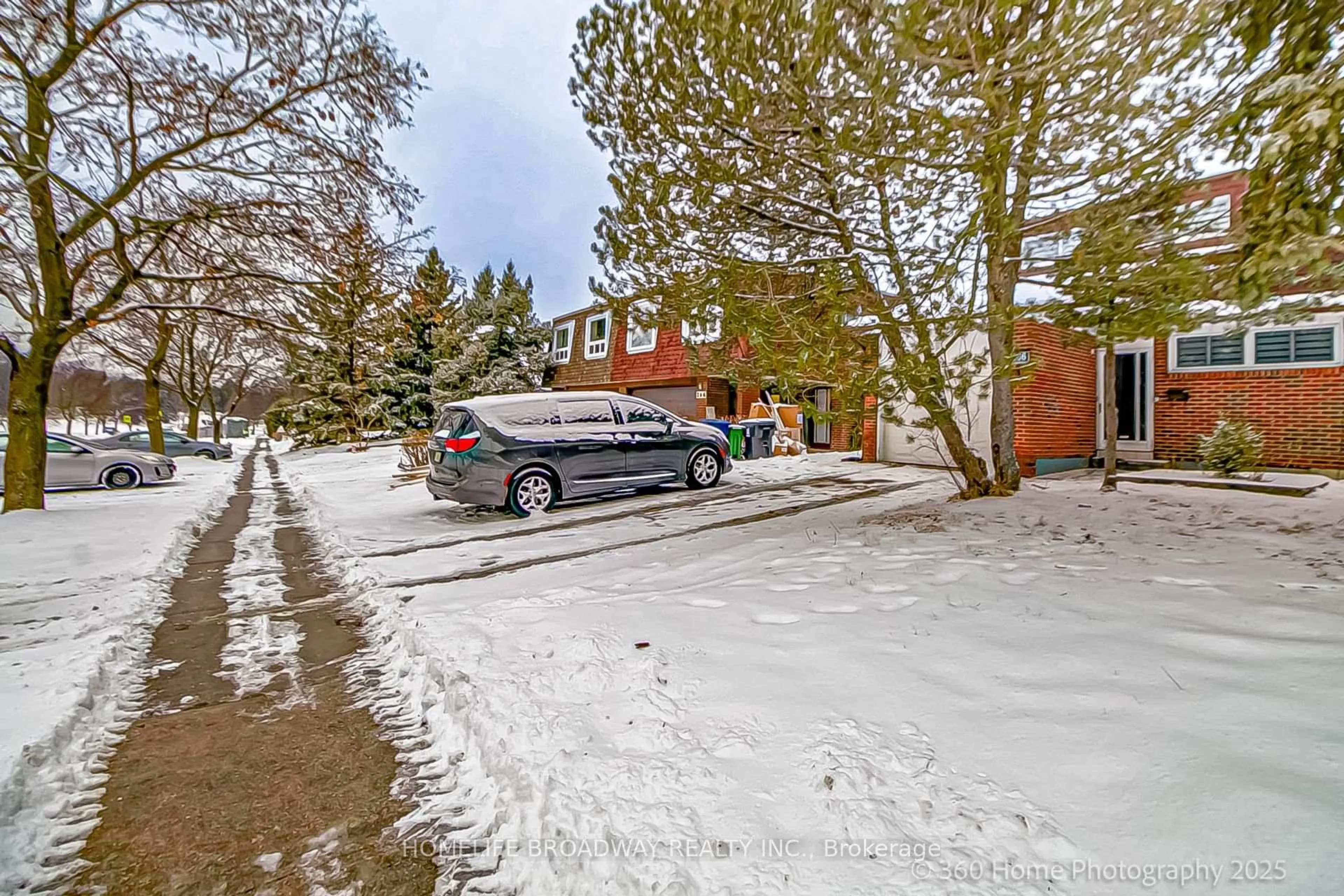 Parking for 266 Mcnicoll Ave, Toronto Ontario M2H 2C7