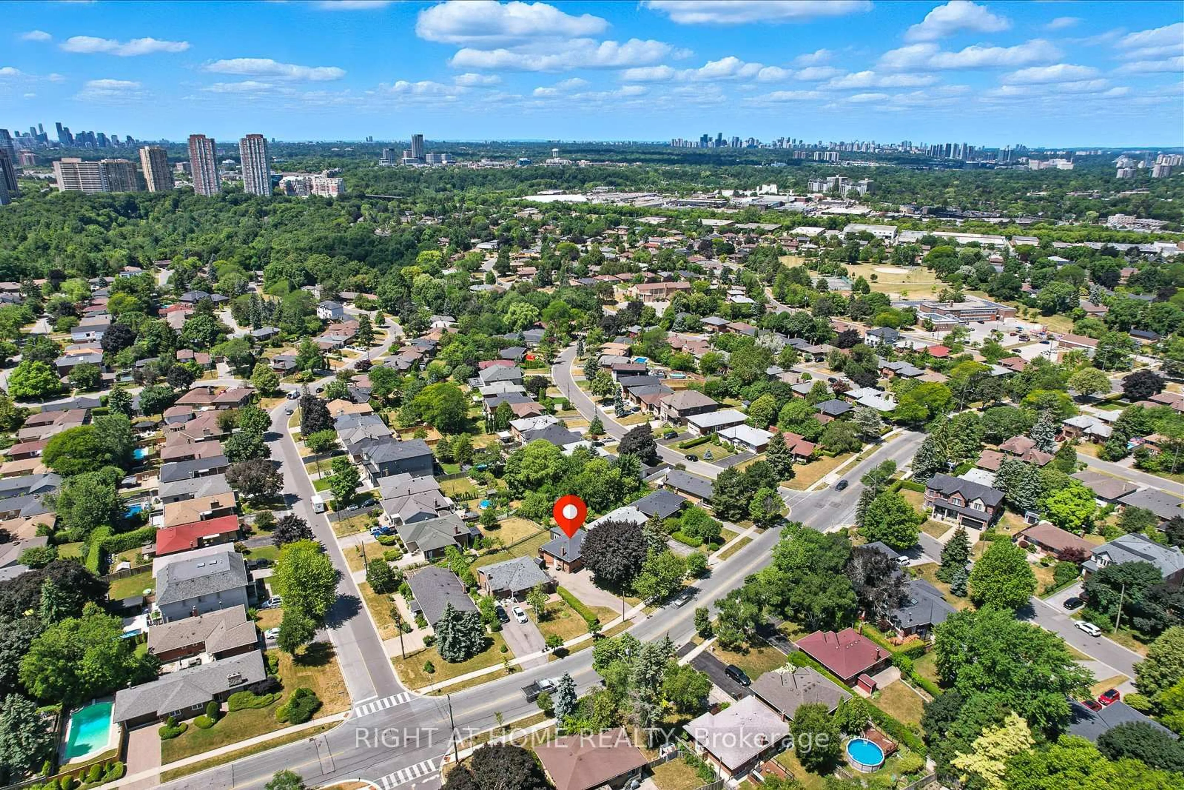 A pic from outside/outdoor area/front of a property/back of a property/a pic from drone, city buildings view from balcony for 142 Sloane Ave, Toronto Ontario M4A 2B7