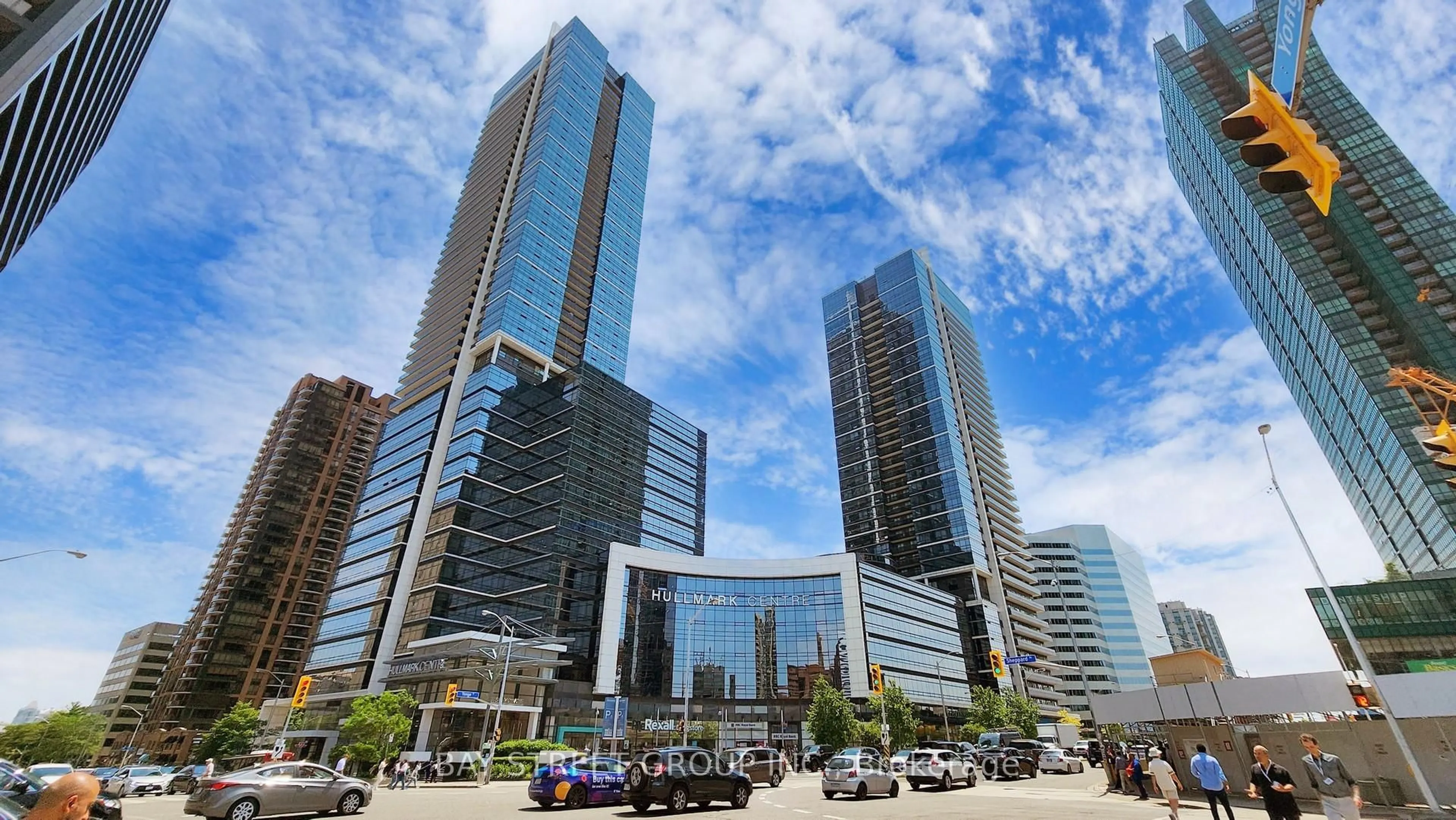 Indoor foyer for 5 Sheppard Ave #2019, Toronto Ontario M2N 2Z8