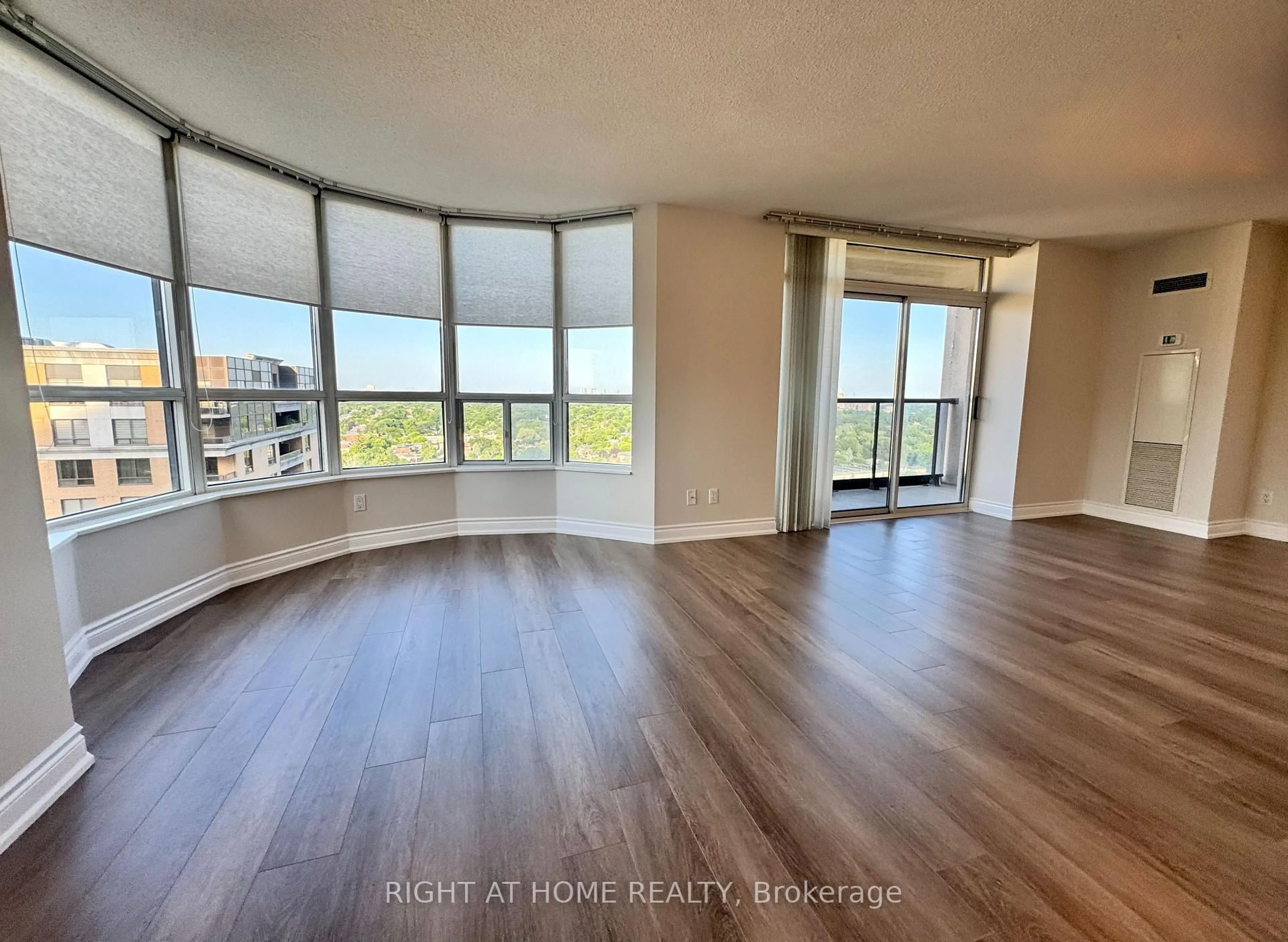 A pic of a room for 10 NORTHTOWN Way #2112, Toronto Ontario M2N 7L4