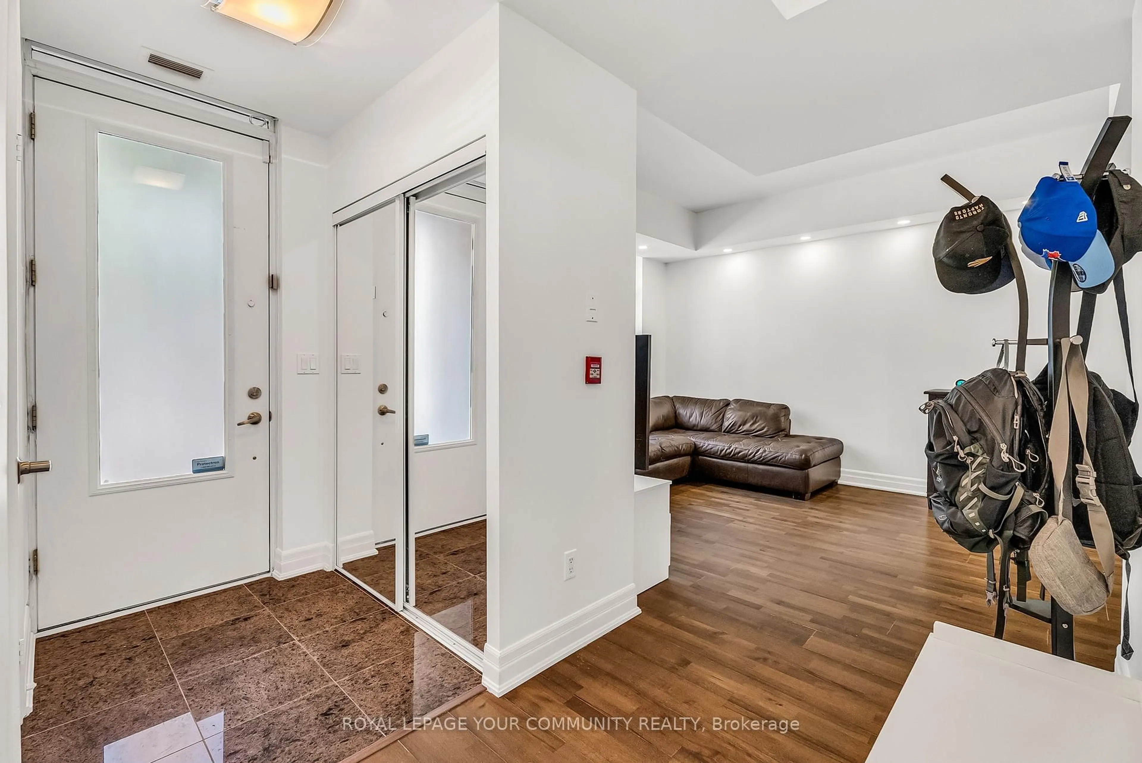 Indoor entryway for 81 Sloping Sky Mews #Townhouse 7, Toronto Ontario M5V 1P4