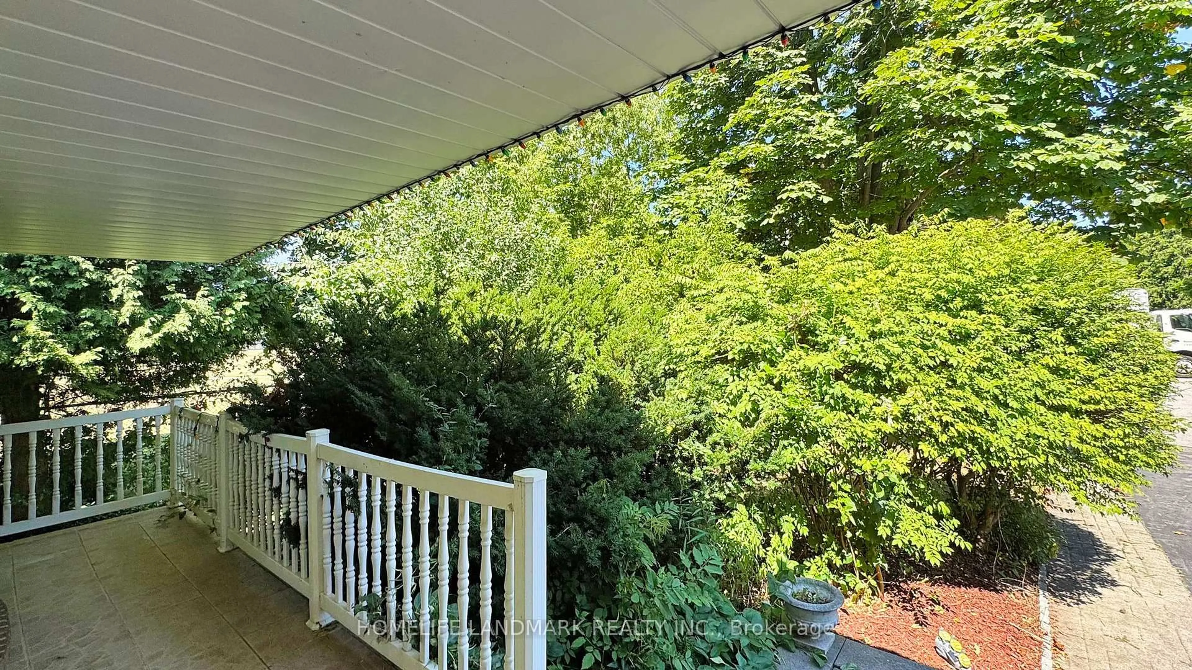 Unknown for 25 Greenyards Dr, Toronto Ontario M2M 2R7