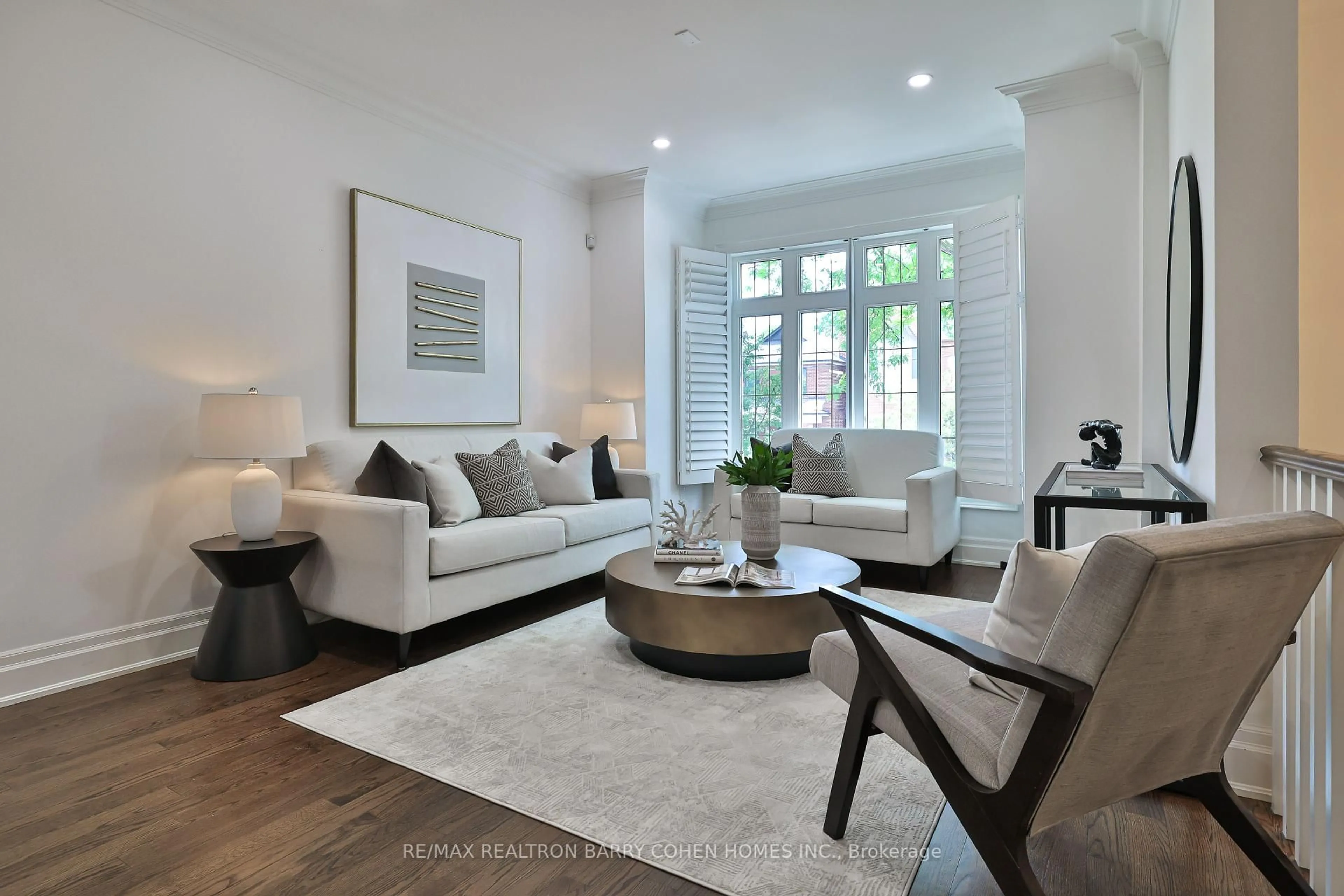 Living room with furniture, unknown for 136 Bowood Ave, Toronto Ontario M4N 1Y5