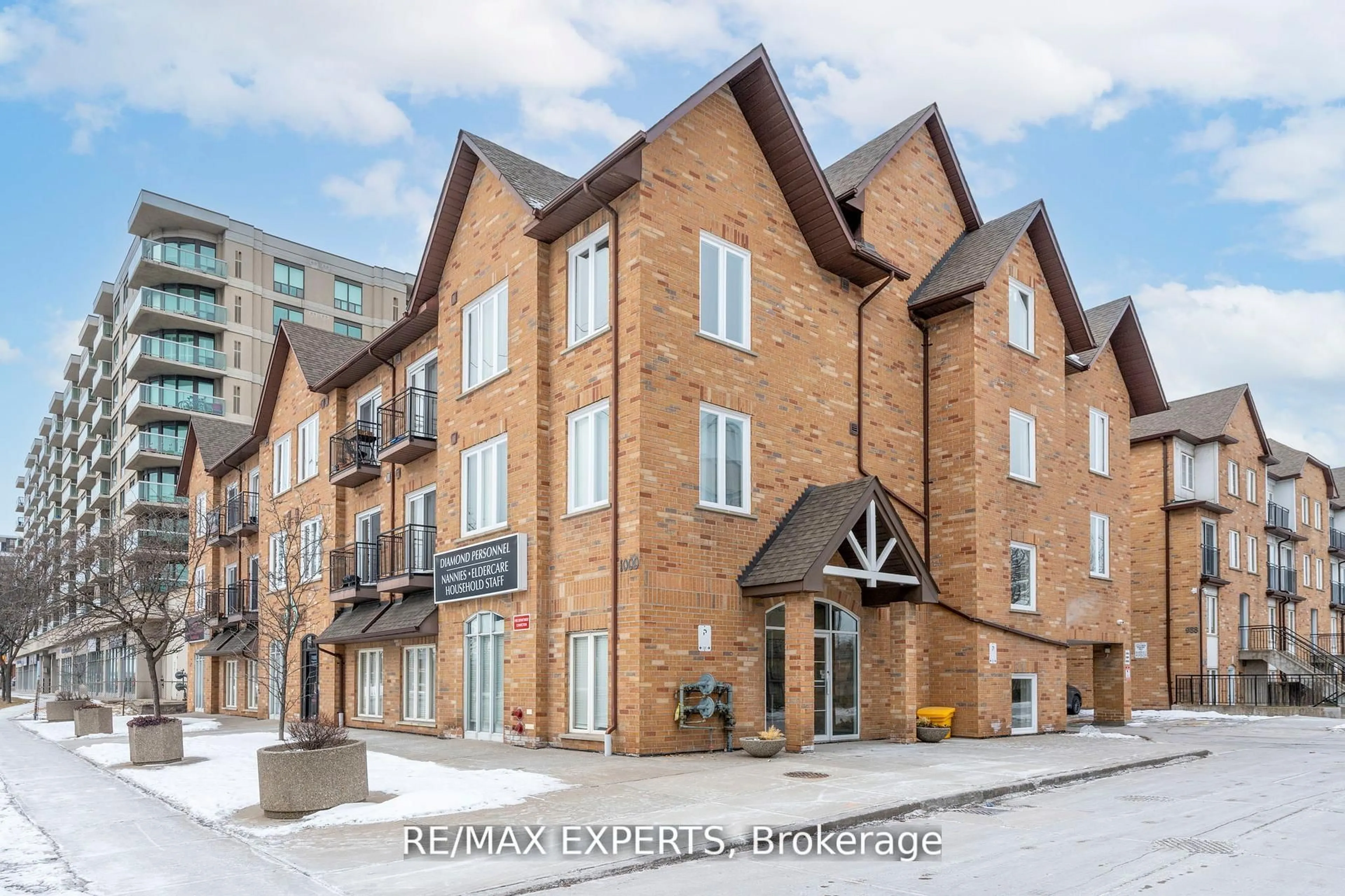 Unknown for 1000 Sheppard Ave #206, Toronto Ontario M3H 2T6