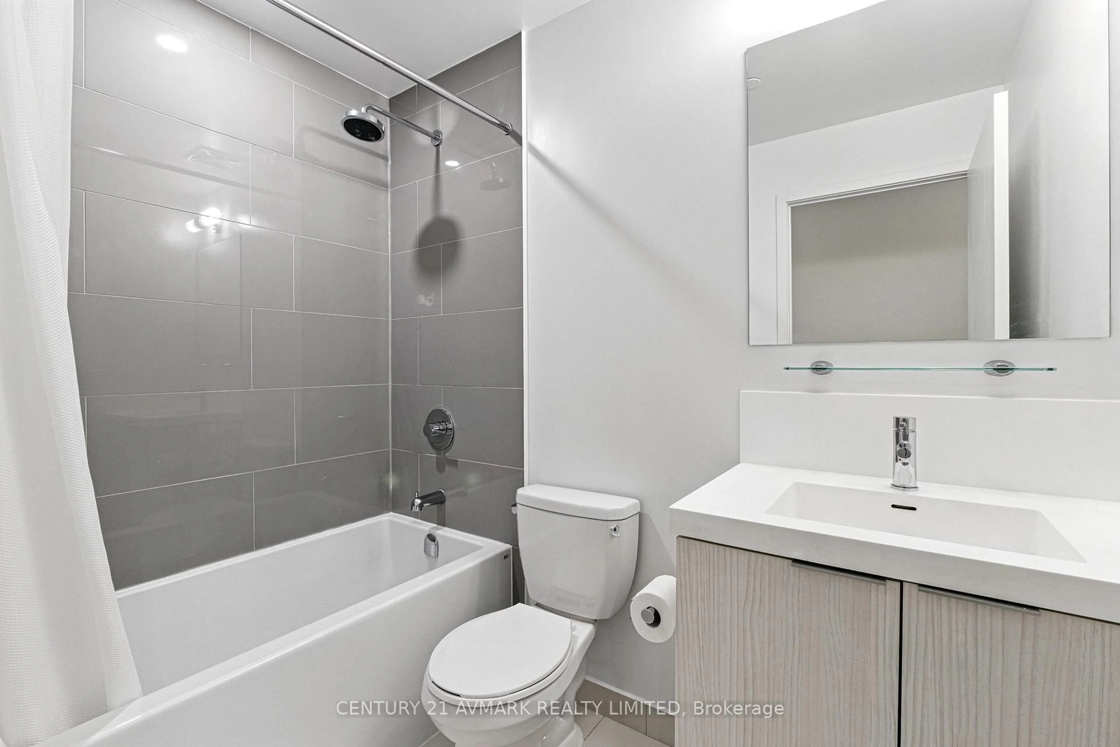 Standard bathroom, ceramic/tile floor for 34 TUBMAN Ave #305, Toronto Ontario M5A 0R2