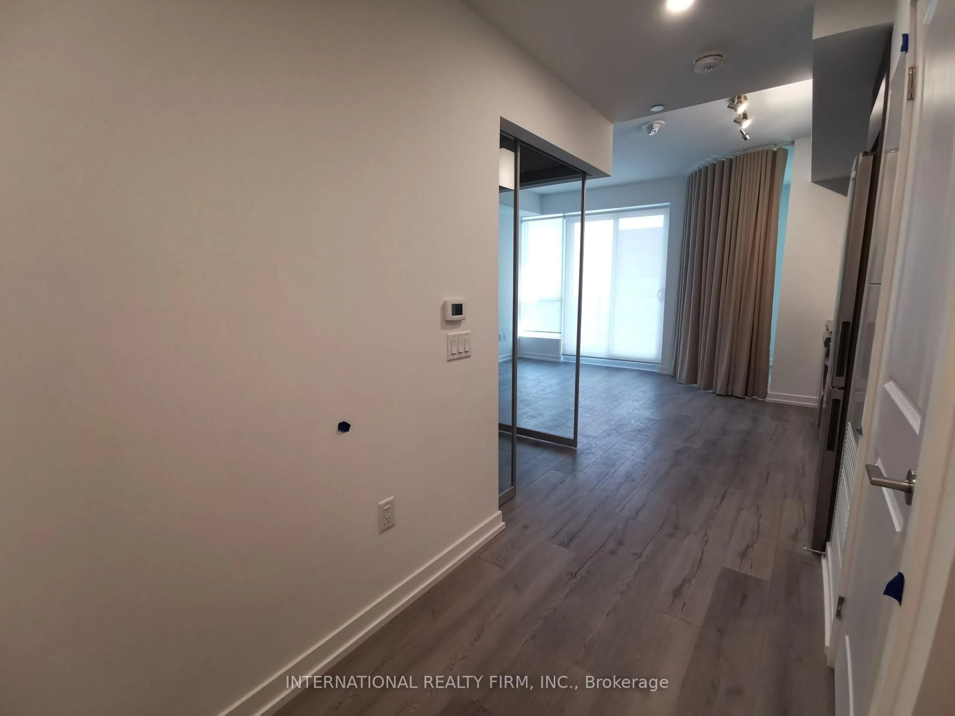 Unknown for 395 Bloor St #5101, Toronto Ontario M4W 0B4